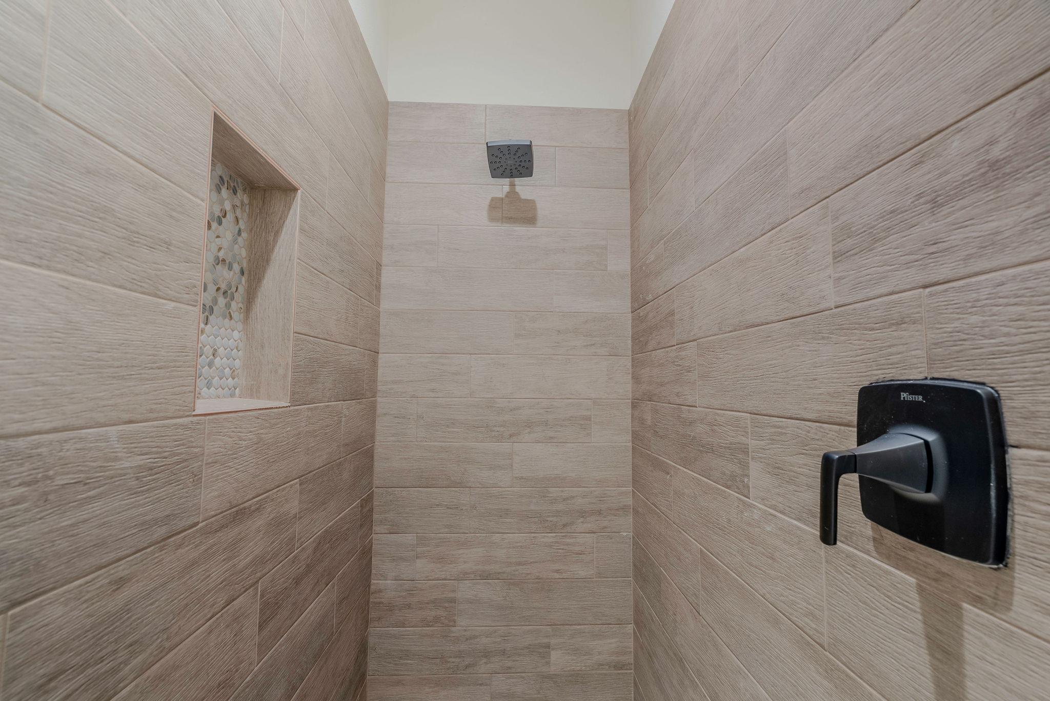 125 Callie St, Smithville, TX 78957