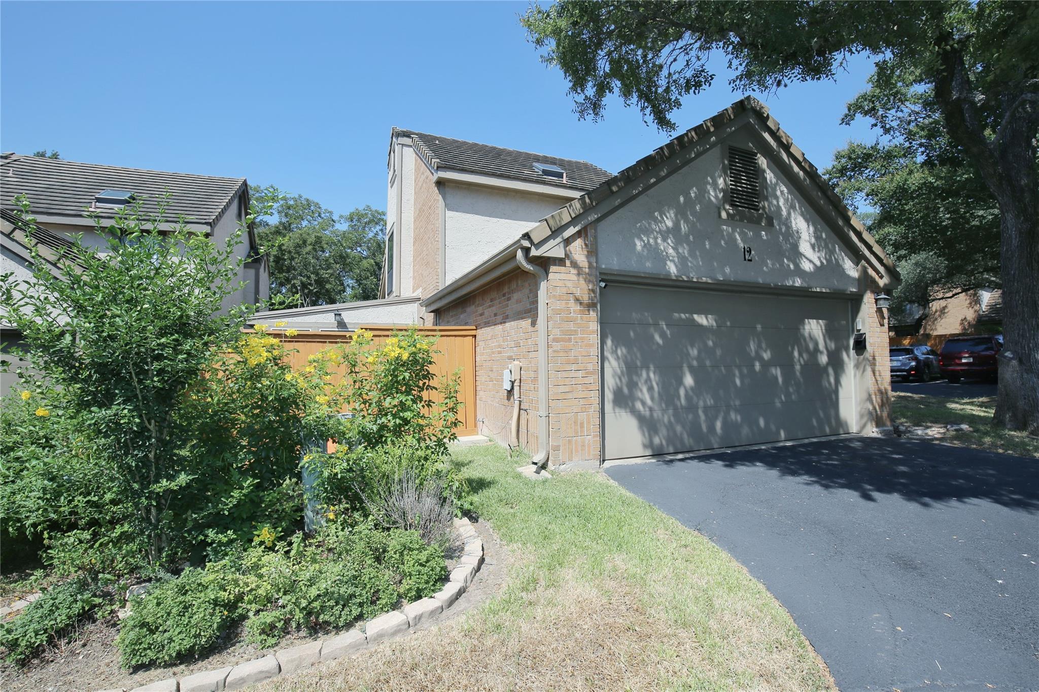 11310 Spicewood Club Dr # 12, Austin, TX 78750