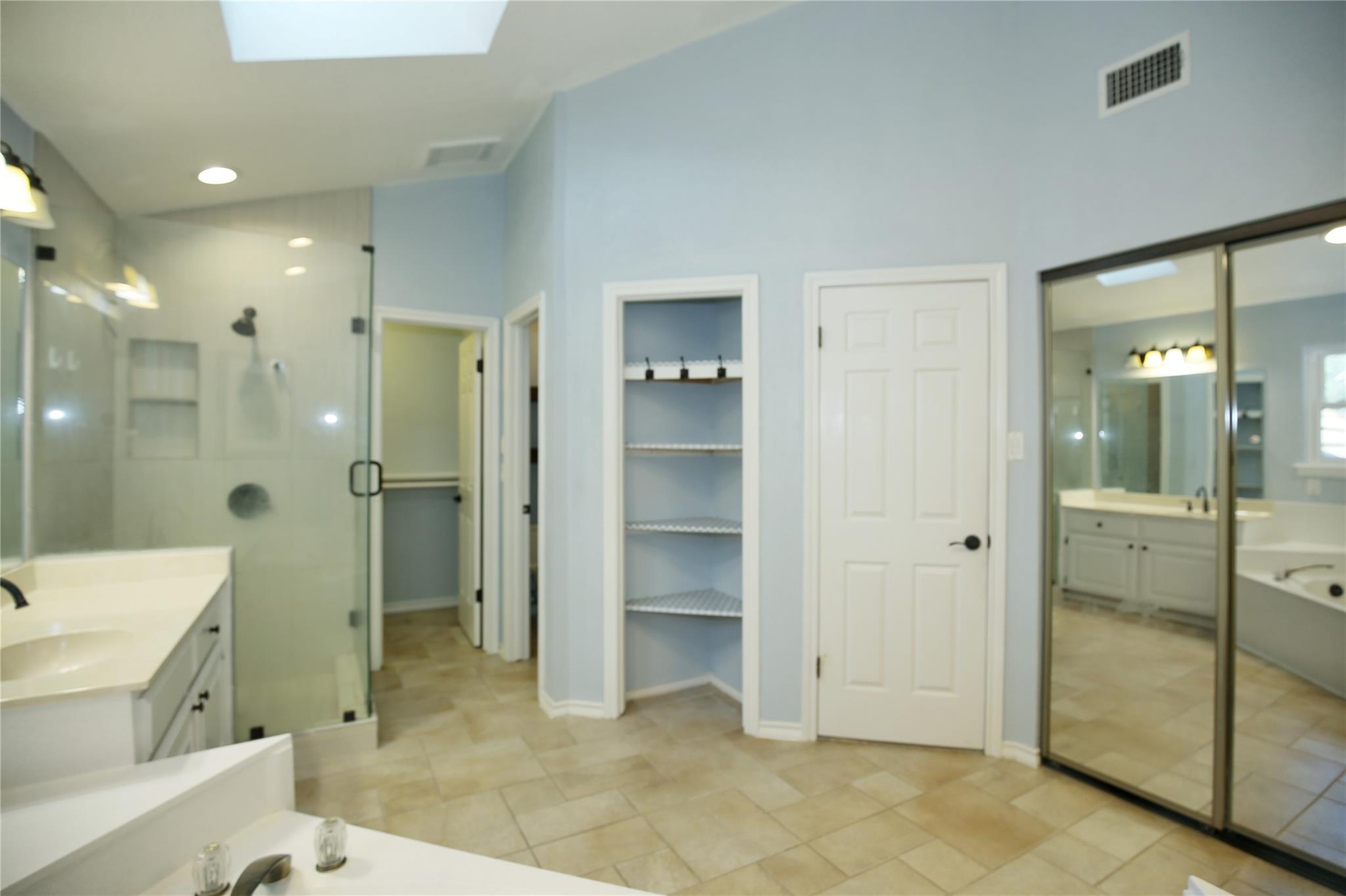 11310 Spicewood Club Dr # 12, Austin, TX 78750