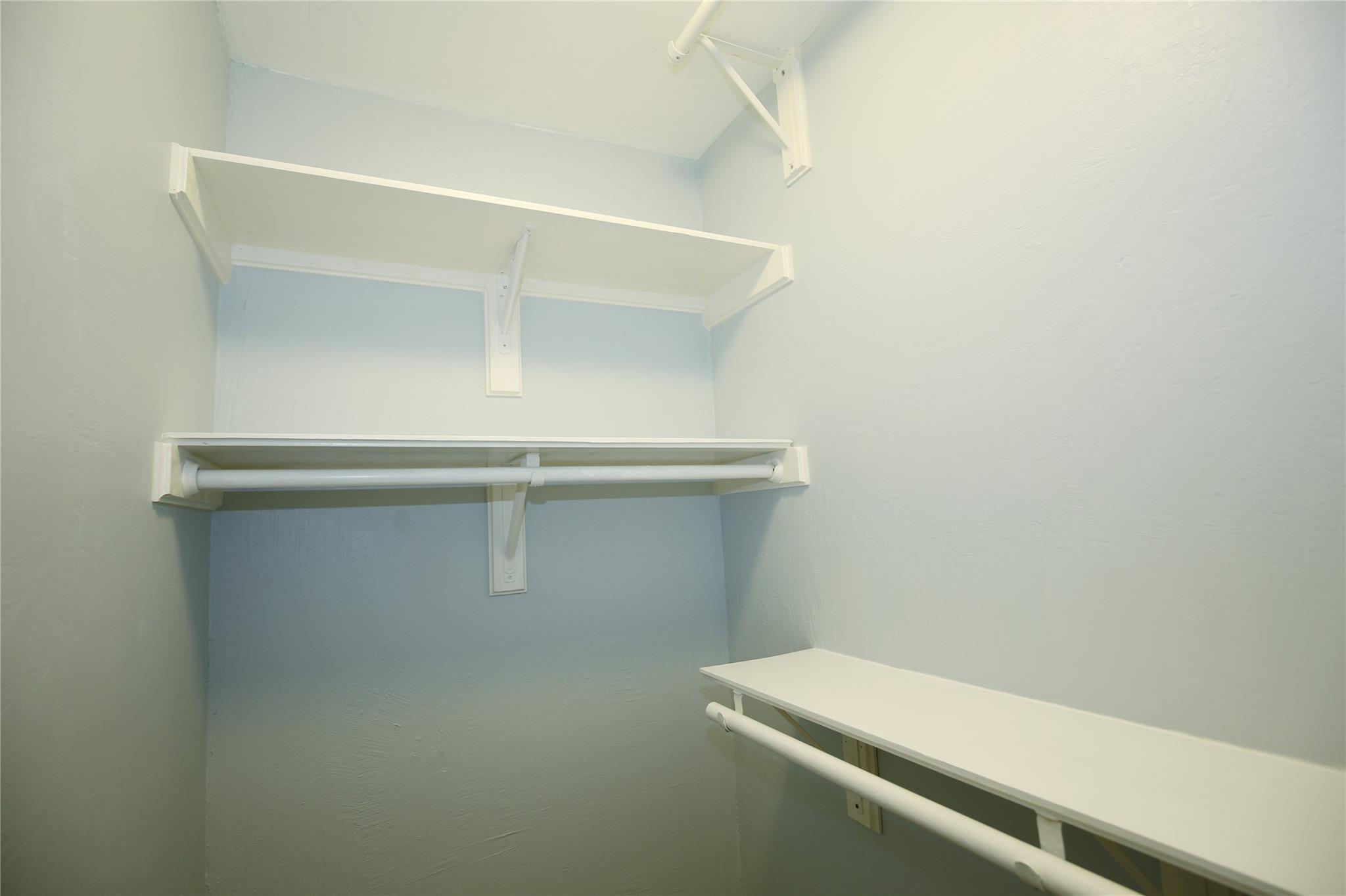 11310 Spicewood Club Dr # 12, Austin, TX 78750