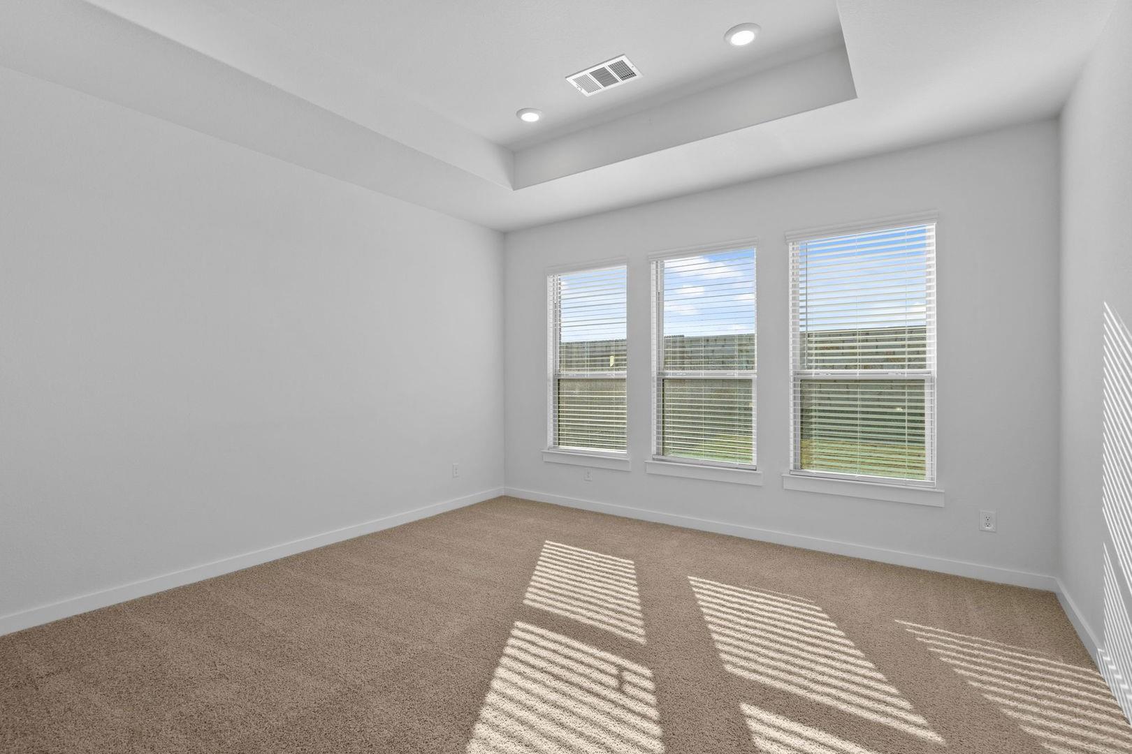 276 Bloomington Loop, Hutto, TX 78634