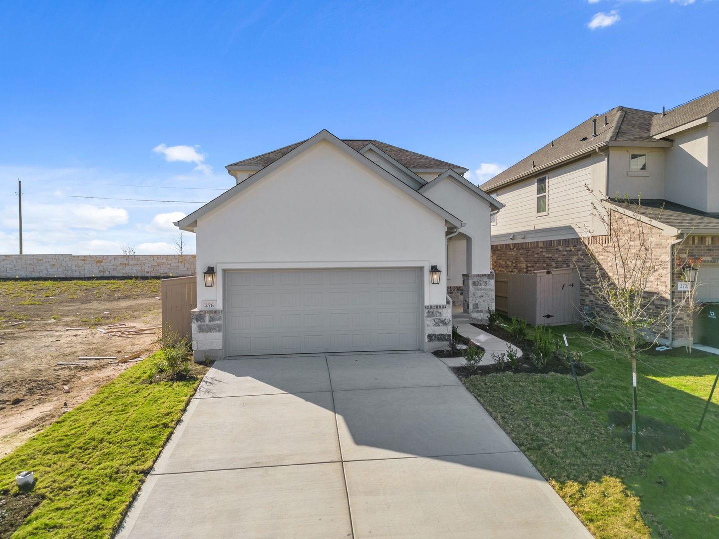276 Bloomington Loop, Hutto, TX 78634