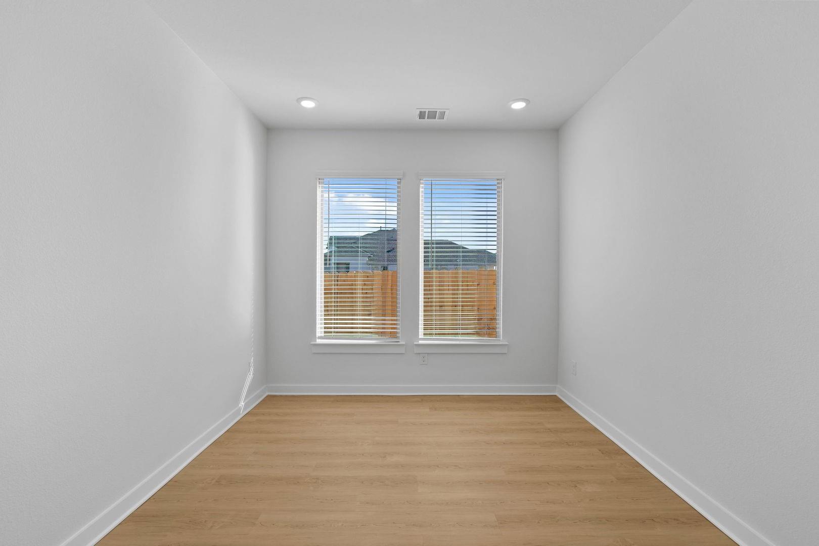 276 Bloomington Loop, Hutto, TX 78634