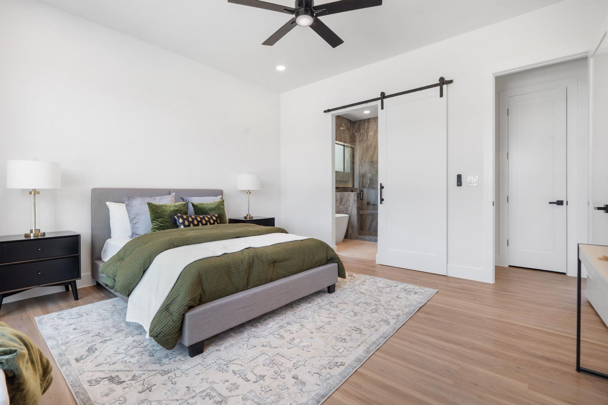 3705 Buckeye Dr, Lago Vista, TX 78645