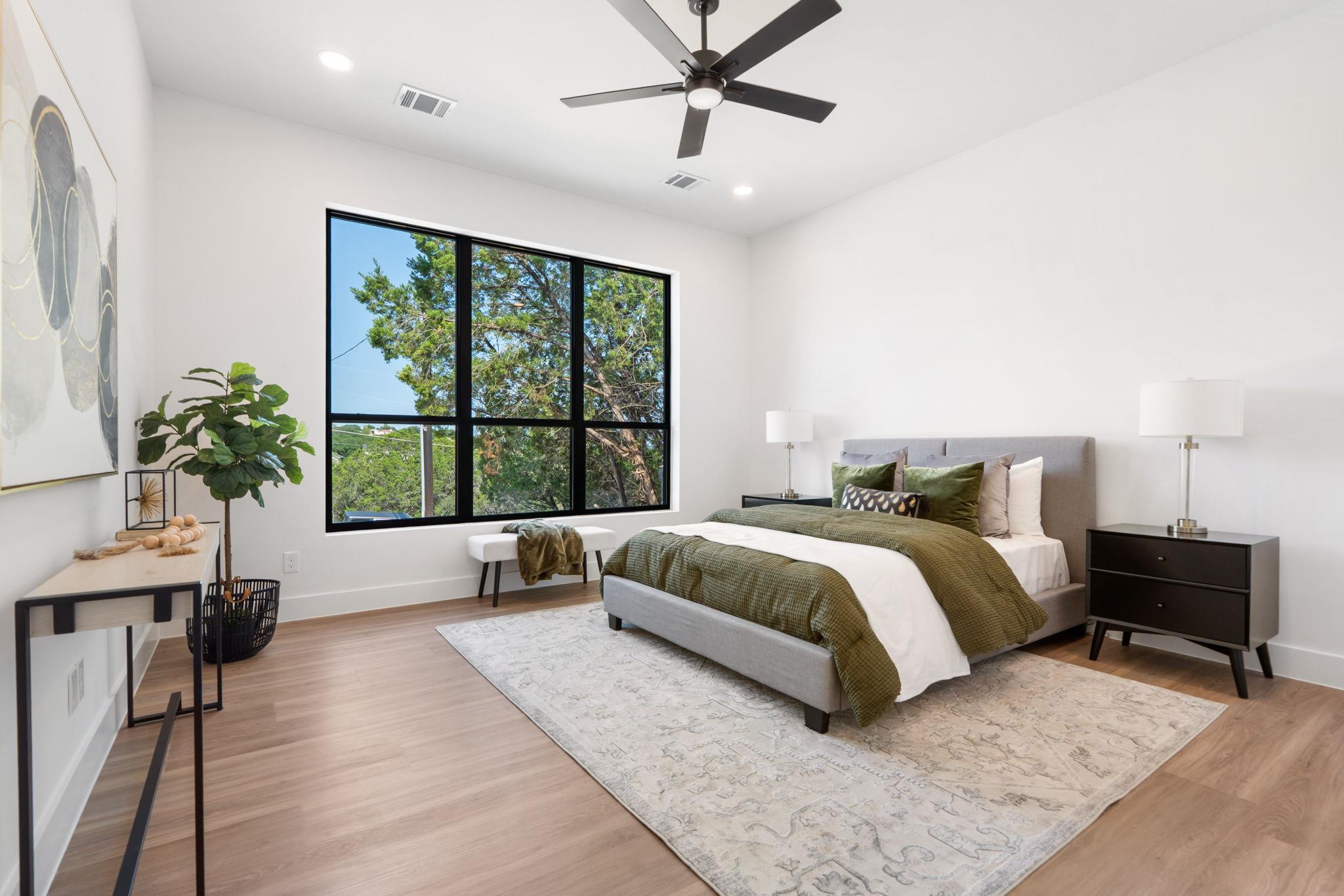 3705 Buckeye Dr, Lago Vista, TX 78645