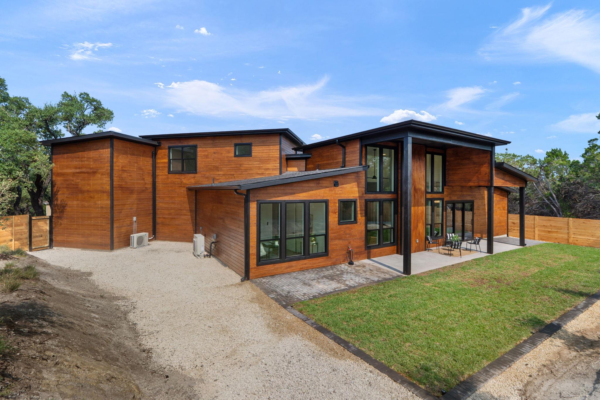 3705 Buckeye Dr, Lago Vista, TX 78645