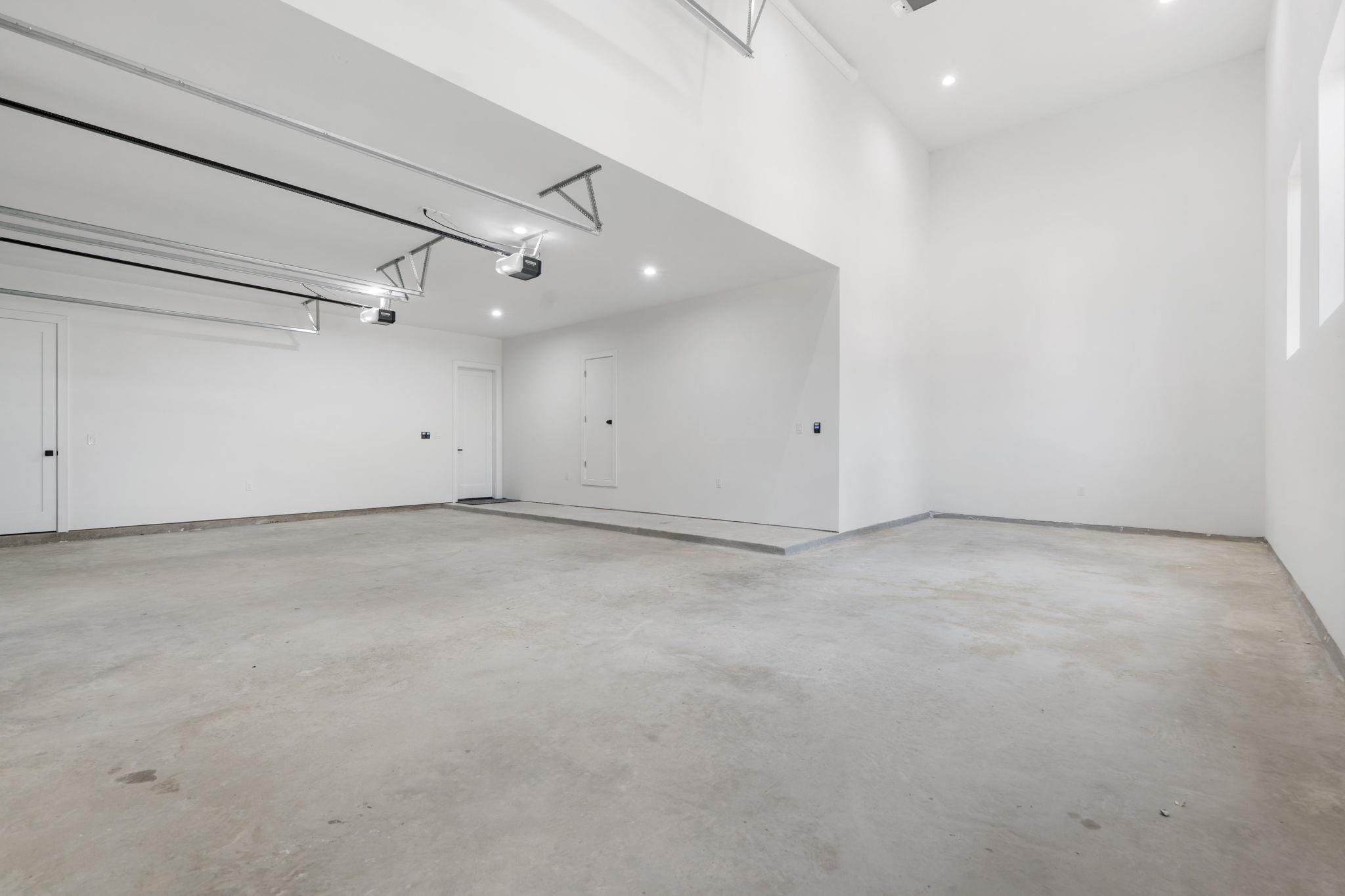 3705 Buckeye Dr, Lago Vista, TX 78645