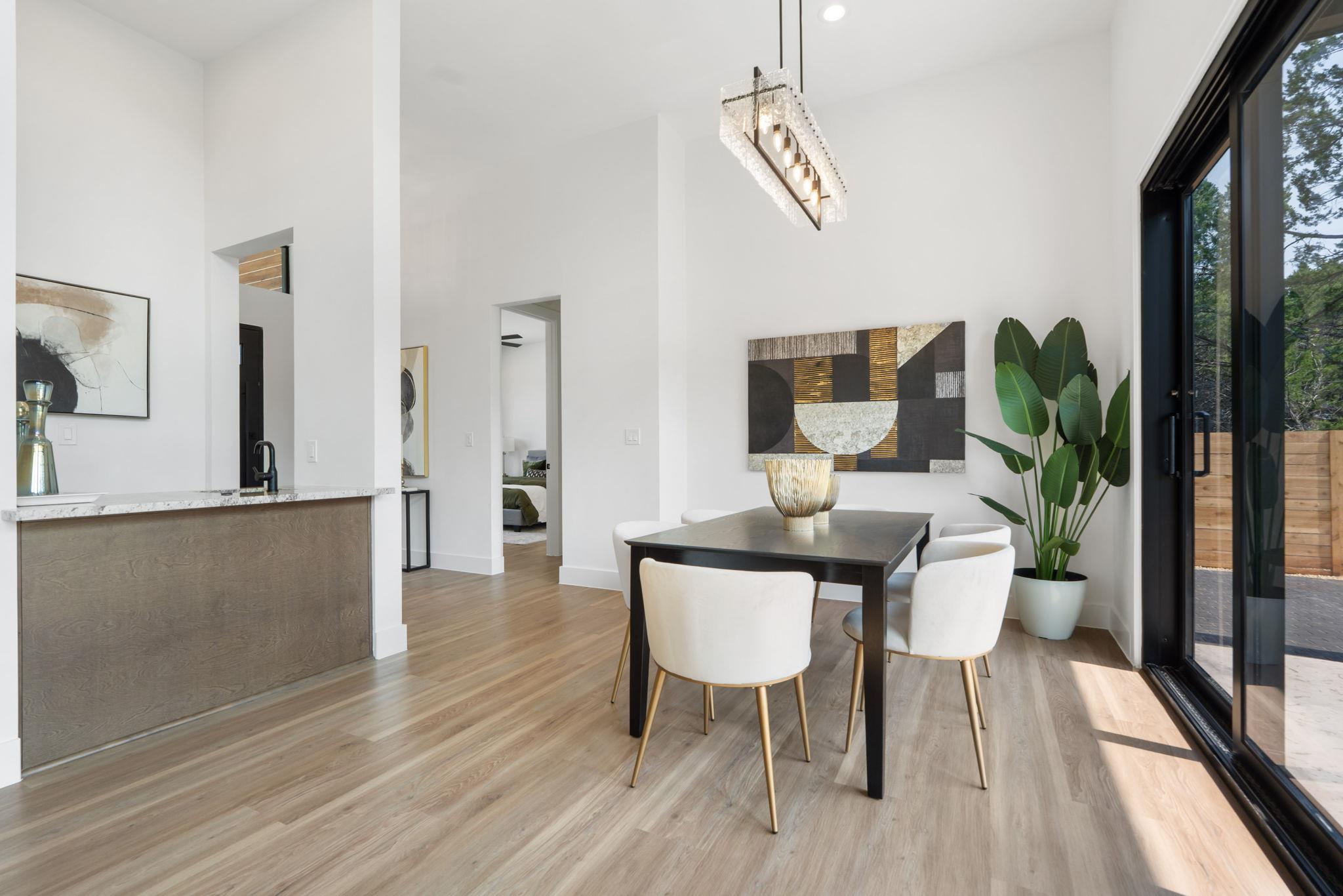 3705 Buckeye Dr, Lago Vista, TX 78645