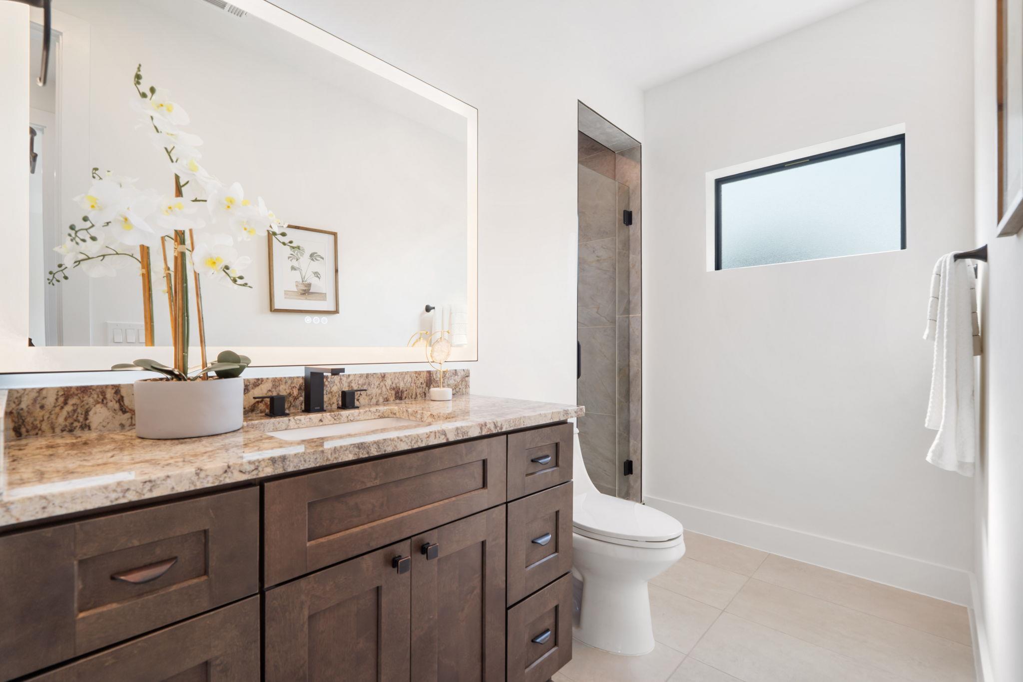 3705 Buckeye Dr, Lago Vista, TX 78645