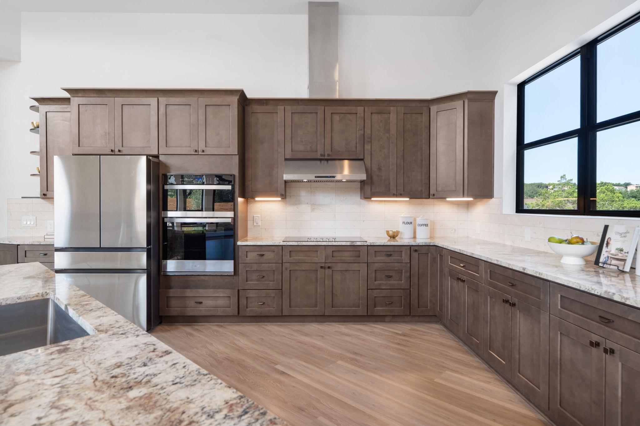 3705 Buckeye Dr, Lago Vista, TX 78645