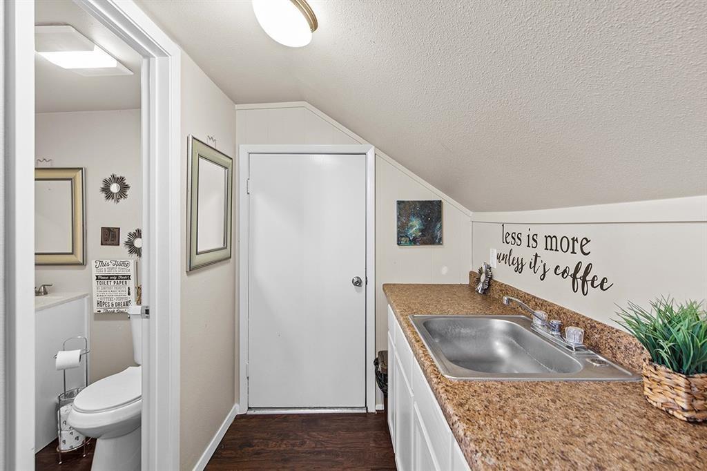 411 Whitetail Ridge Rd, Dripping Springs, TX 78620