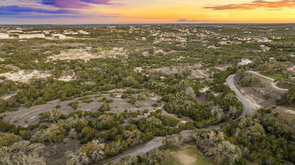411 Whitetail Ridge Rd, Dripping Springs, TX 78620