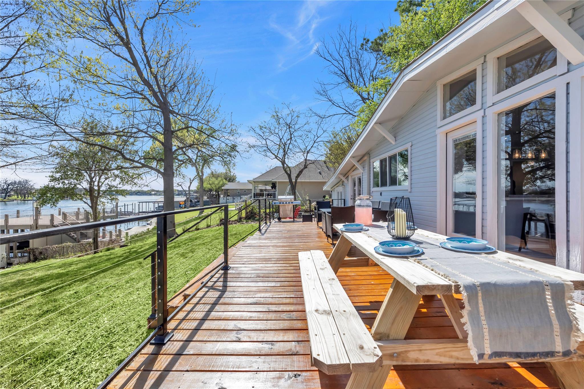 1946 Granite Cove Rd, Kingsland, TX 78639