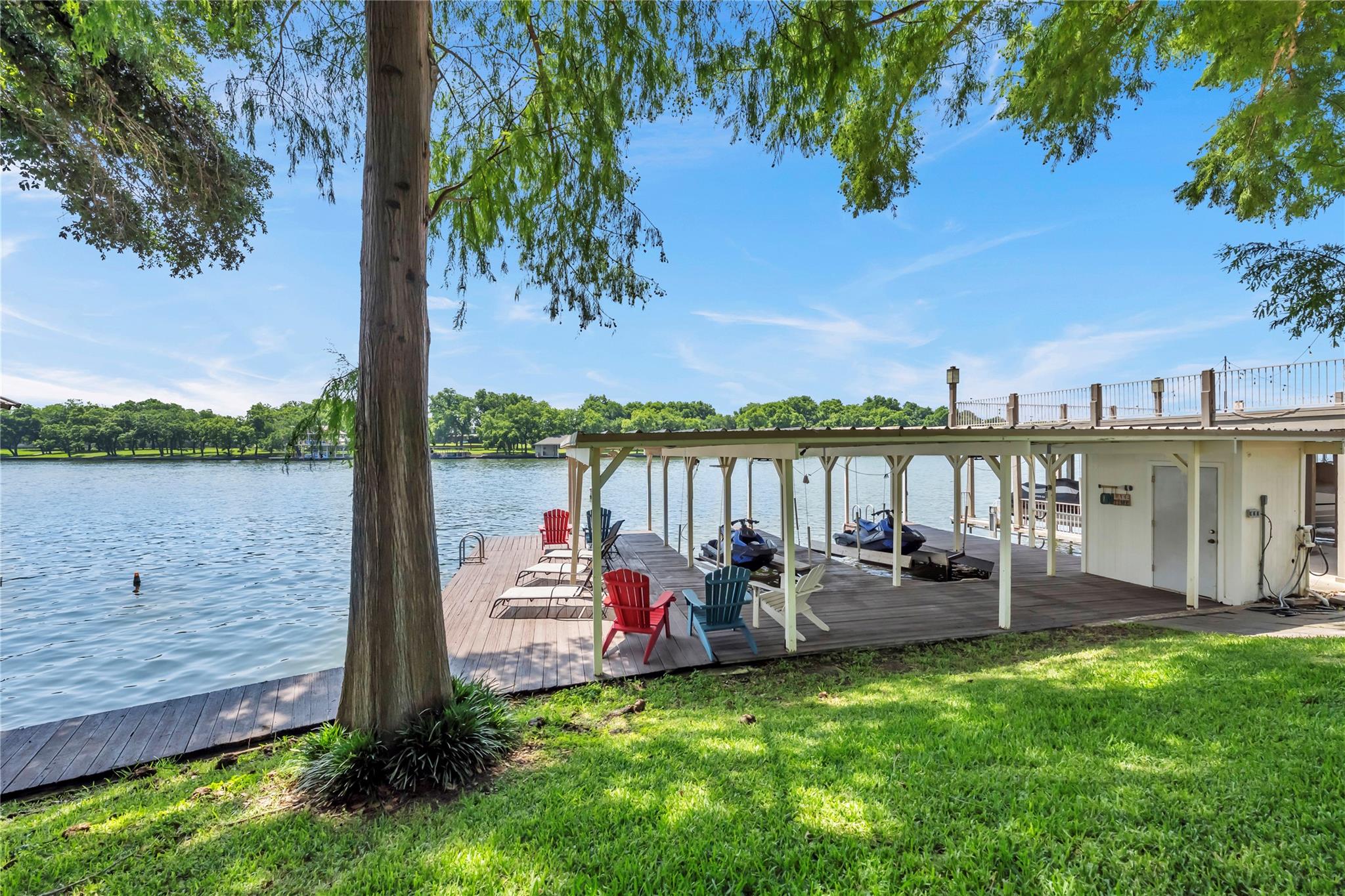 1946 Granite Cove Rd, Kingsland, TX 78639