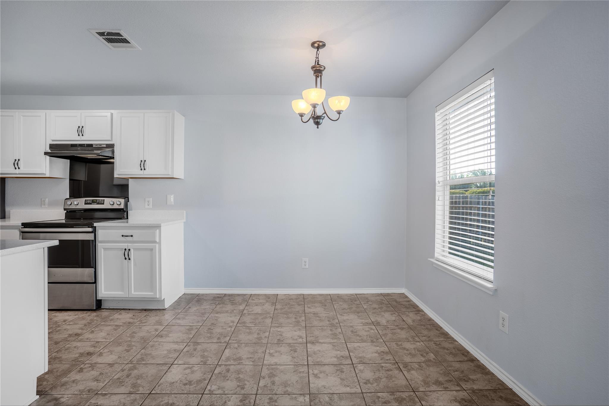 113 Altamont St, Hutto, TX 78634