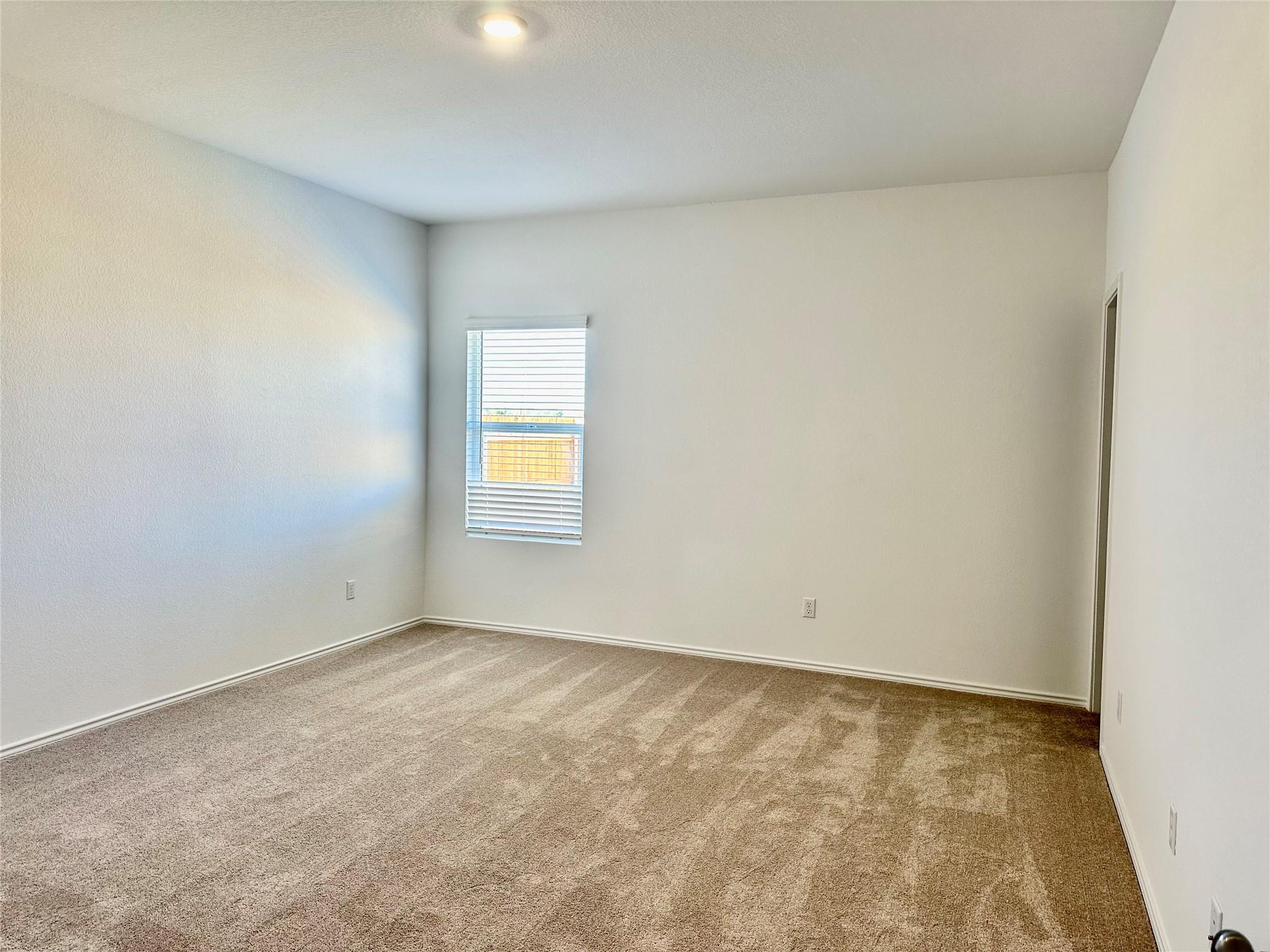 345 The Bad Way, Jarrell, TX 76537