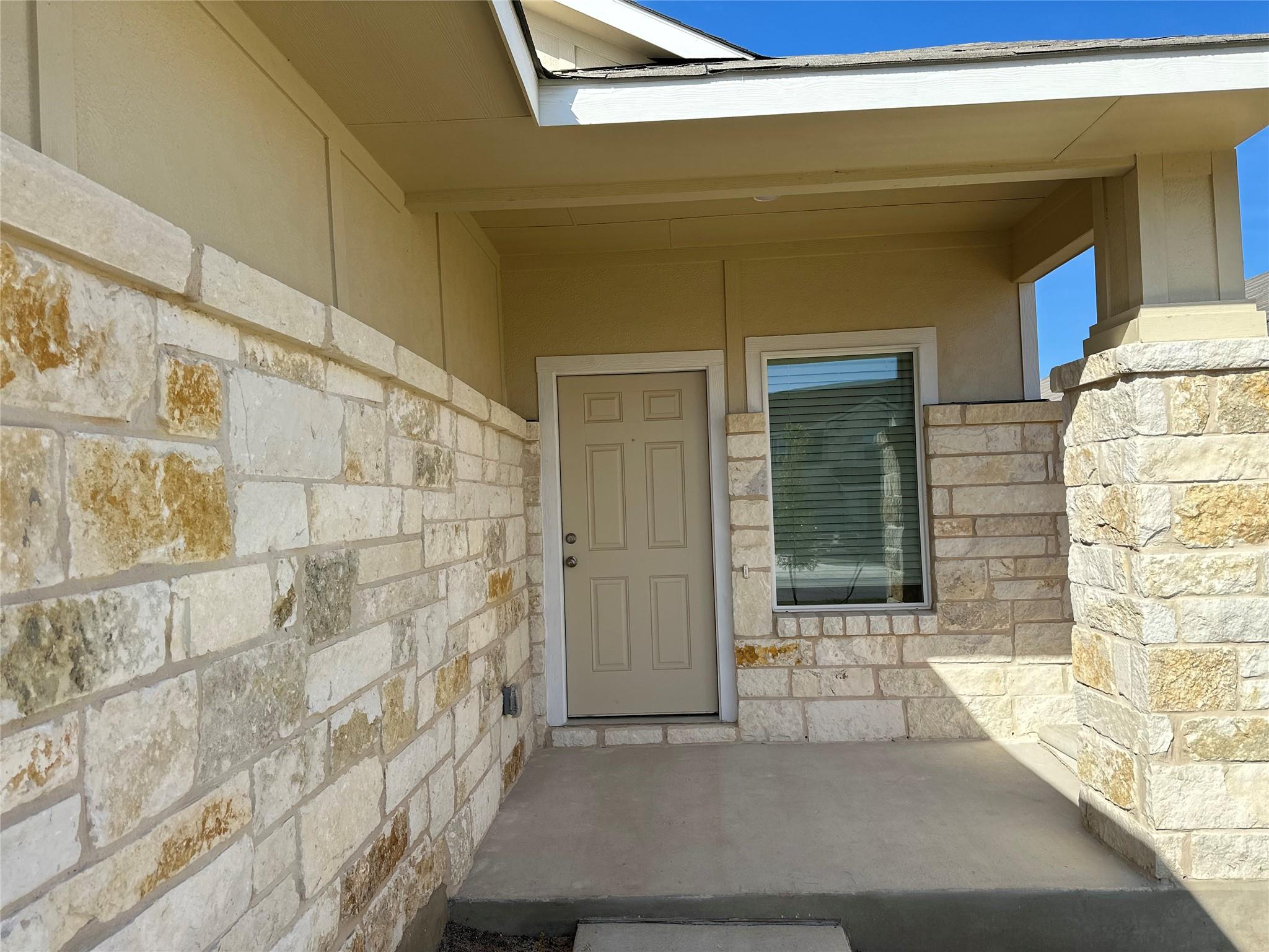 345 The Bad Way, Jarrell, TX 76537