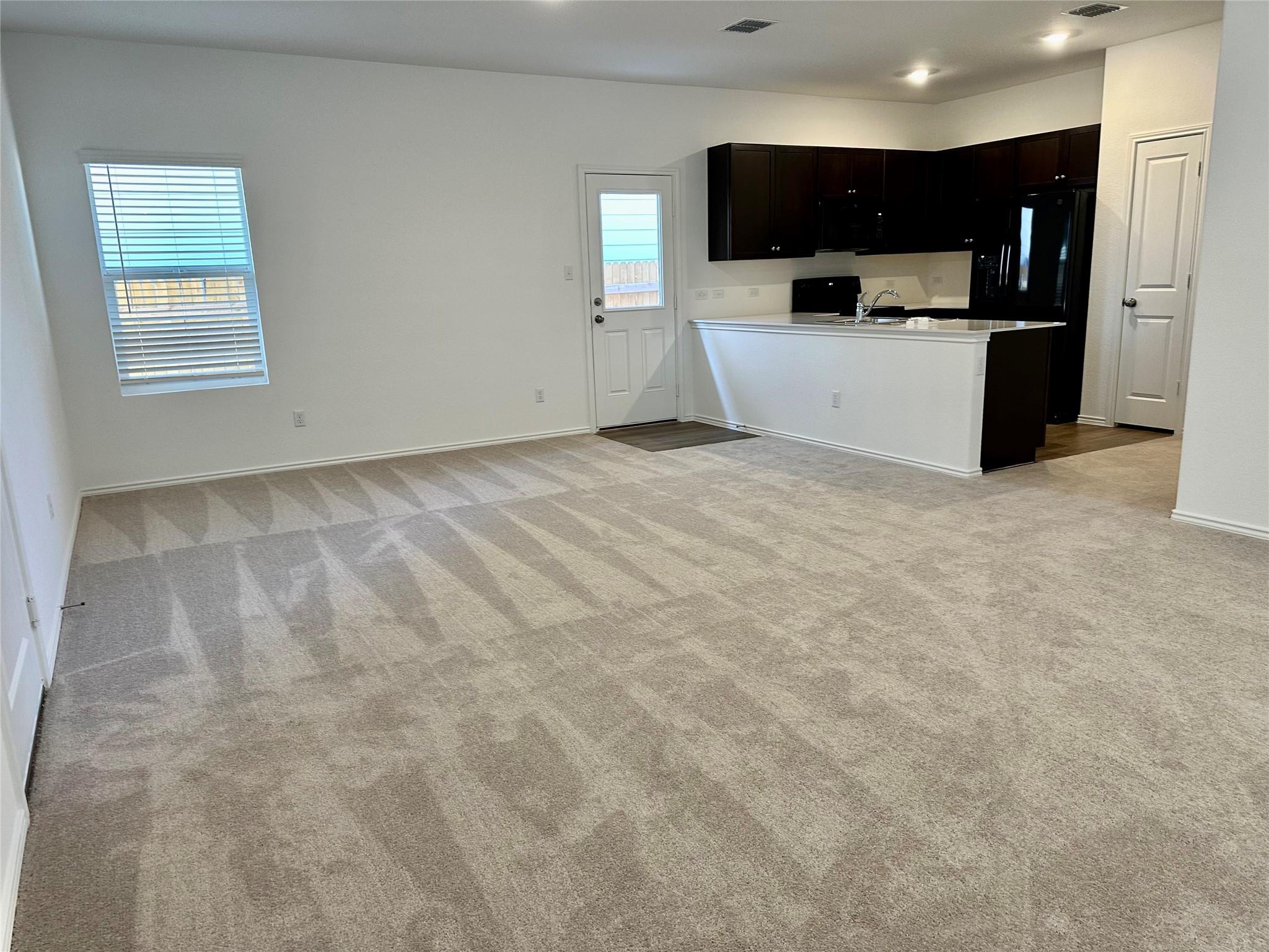 345 The Bad Way, Jarrell, TX 76537