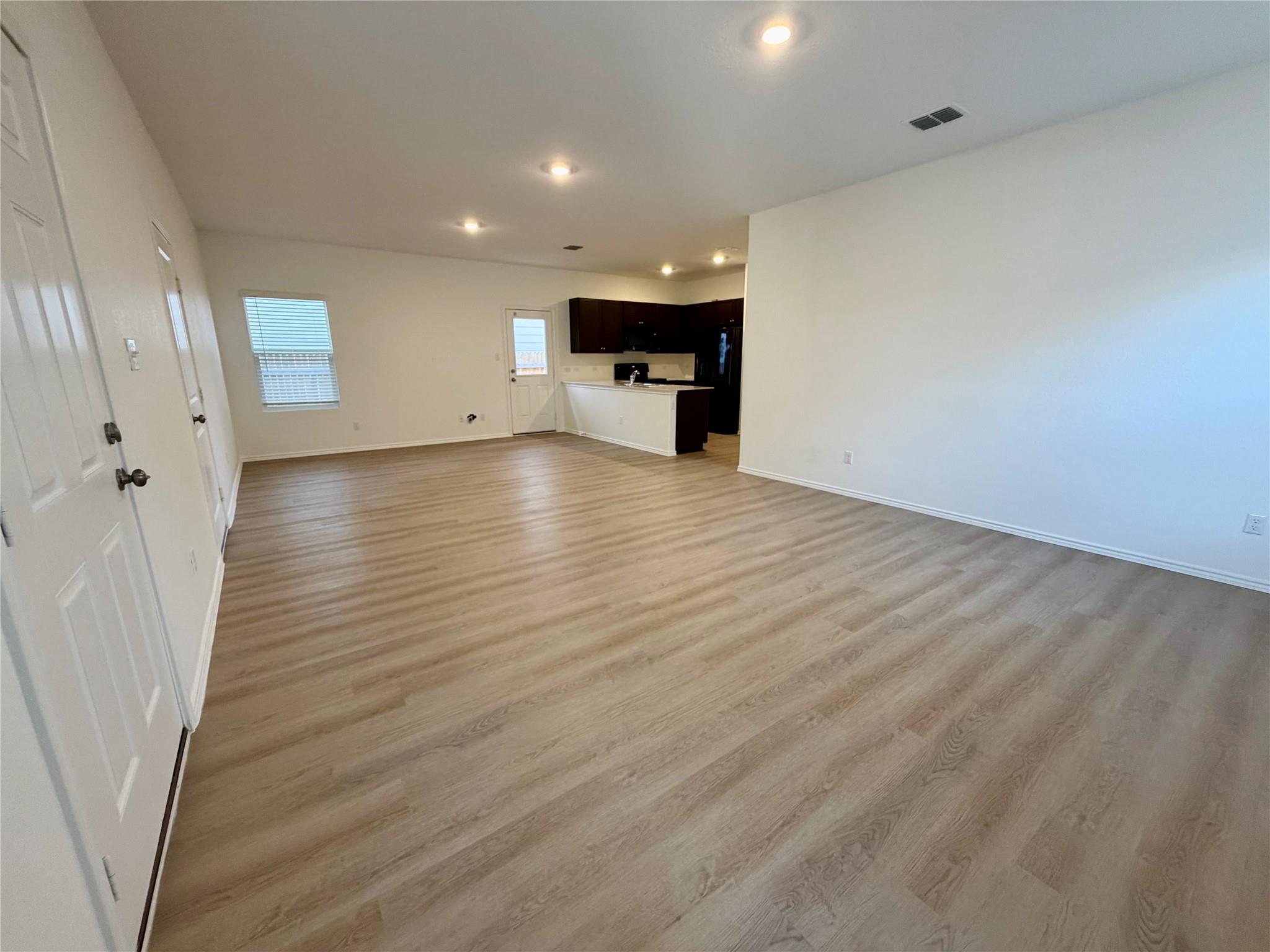 345 The Bad Way, Jarrell, TX 76537