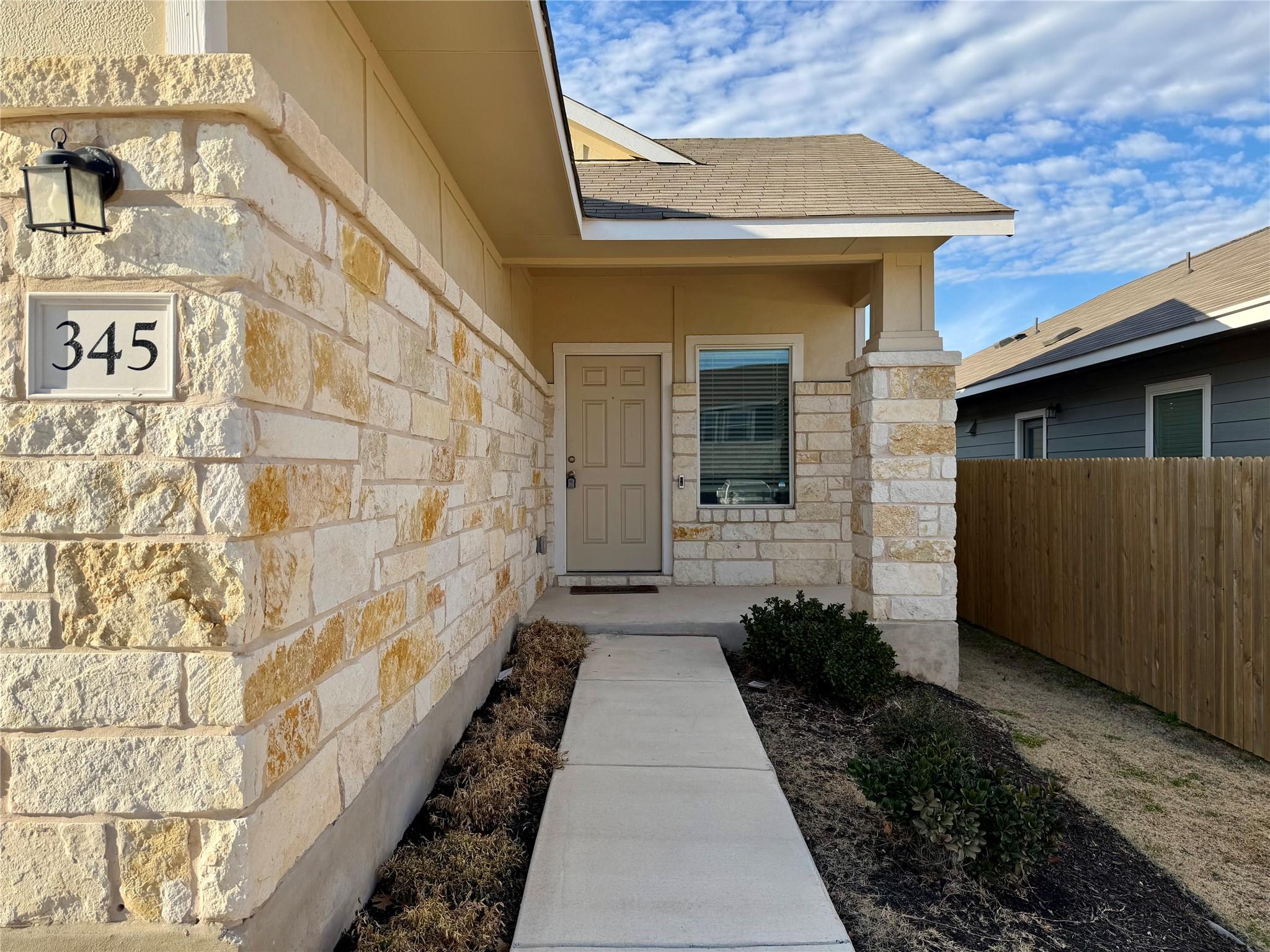 345 The Bad Way, Jarrell, TX 76537