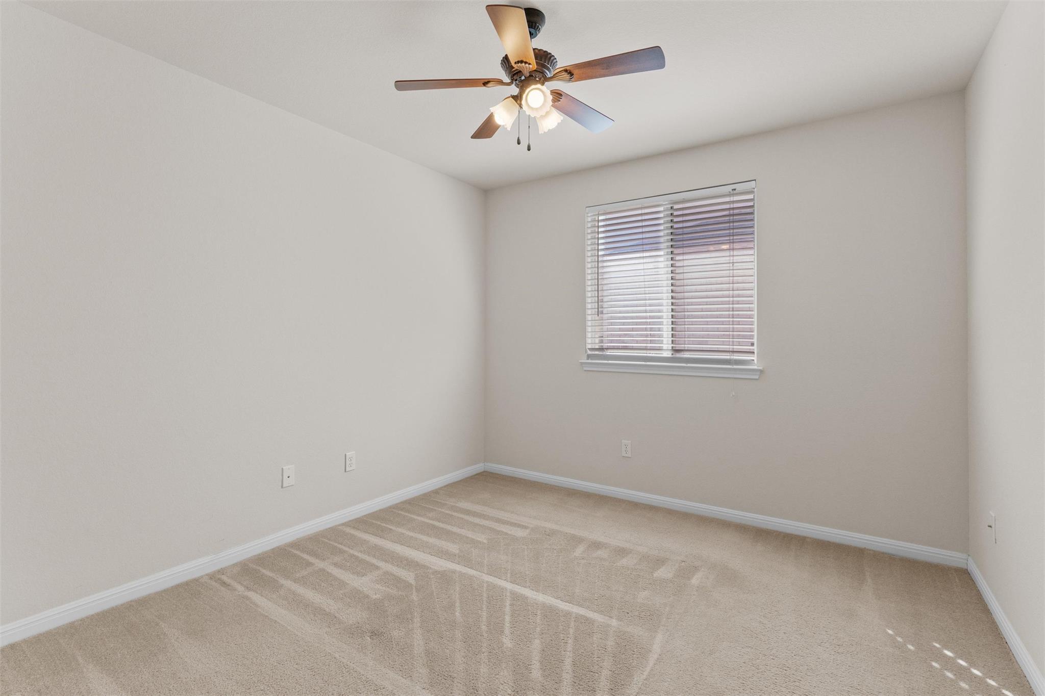 7830 Squirrel Hollow Dr, Georgetown, TX 78628