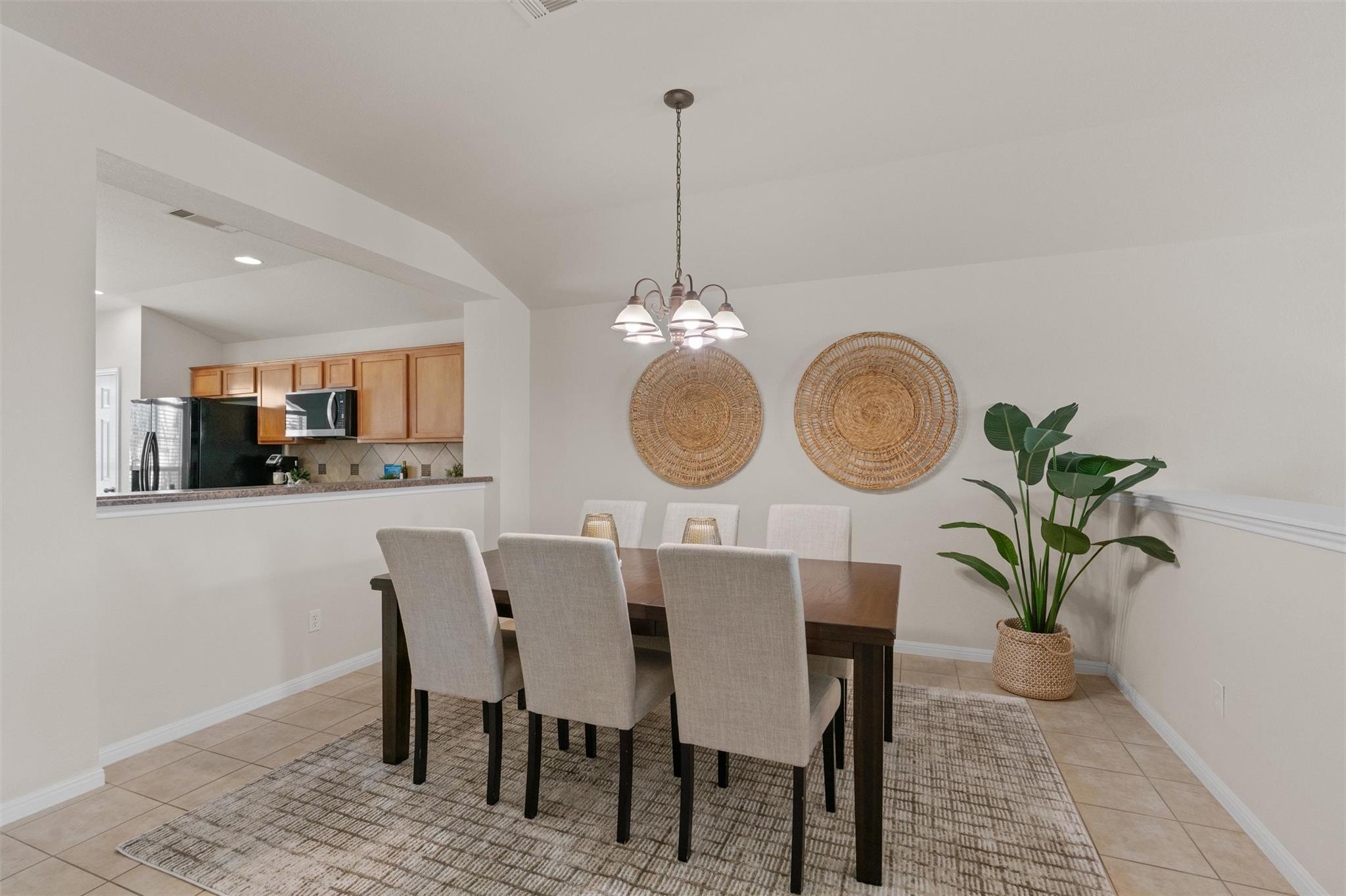 7830 Squirrel Hollow Dr, Georgetown, TX 78628