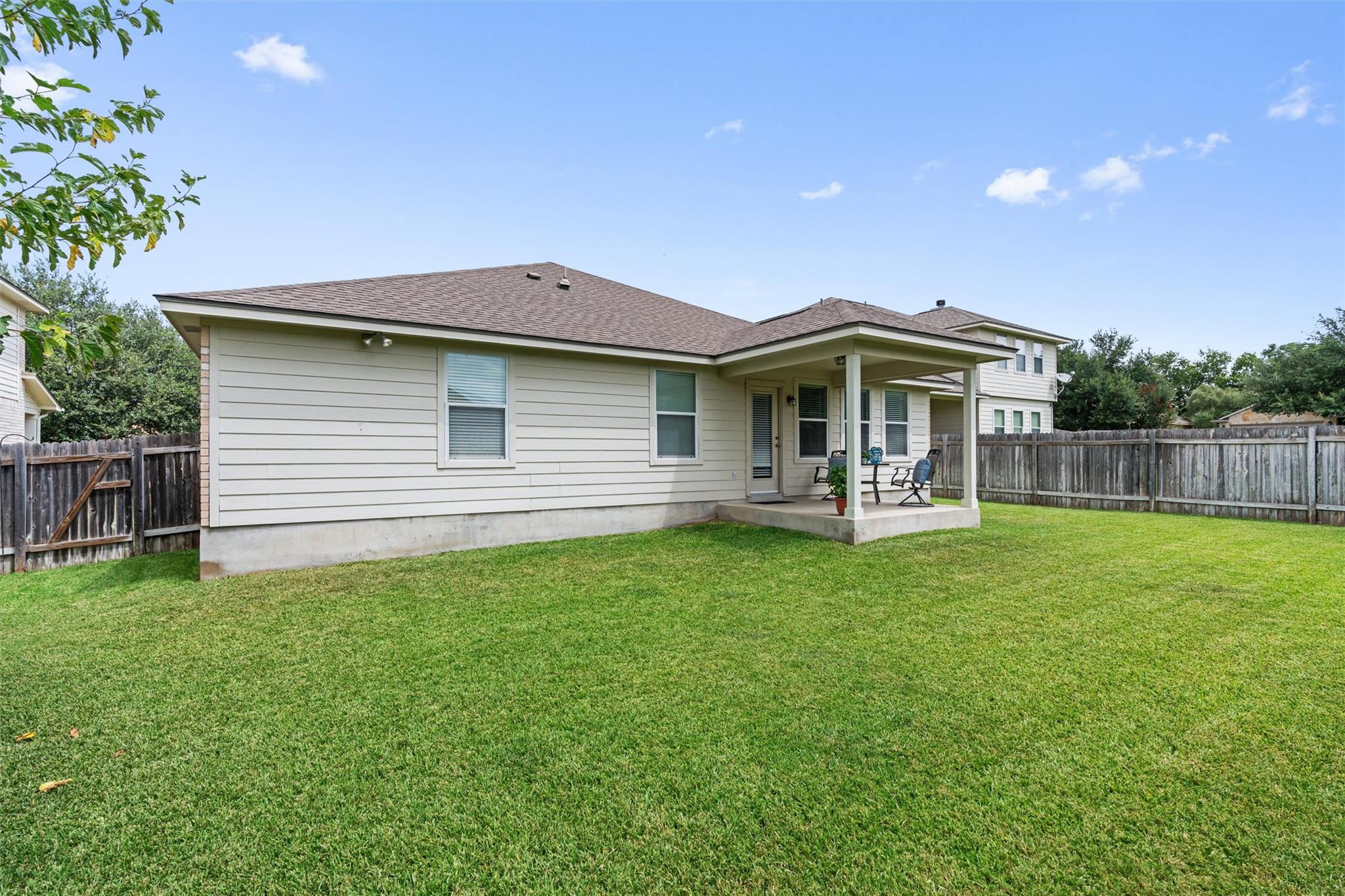 7830 Squirrel Hollow Dr, Georgetown, TX 78628