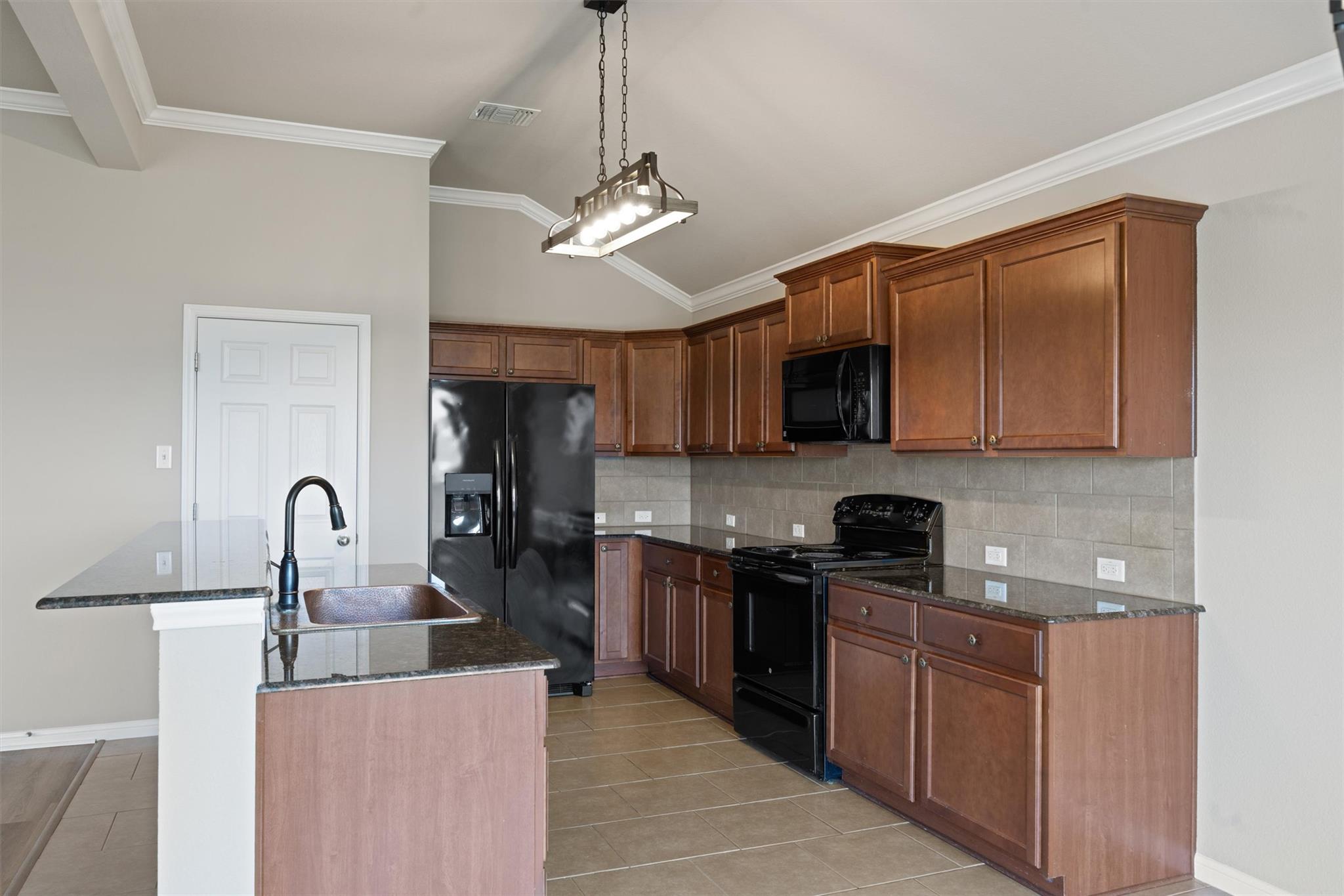 504 Parkfield Ln, Temple, TX 76502