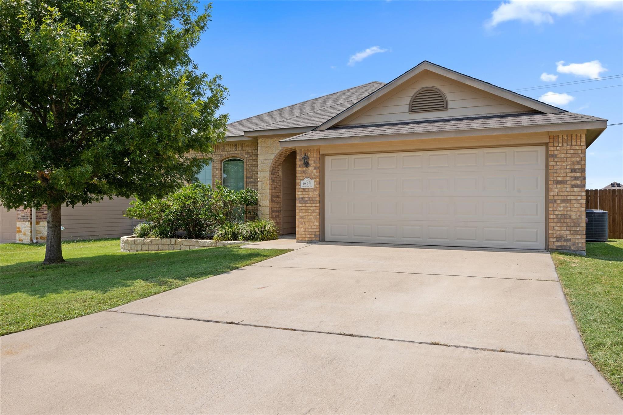 504 Parkfield Ln, Temple, TX 76502