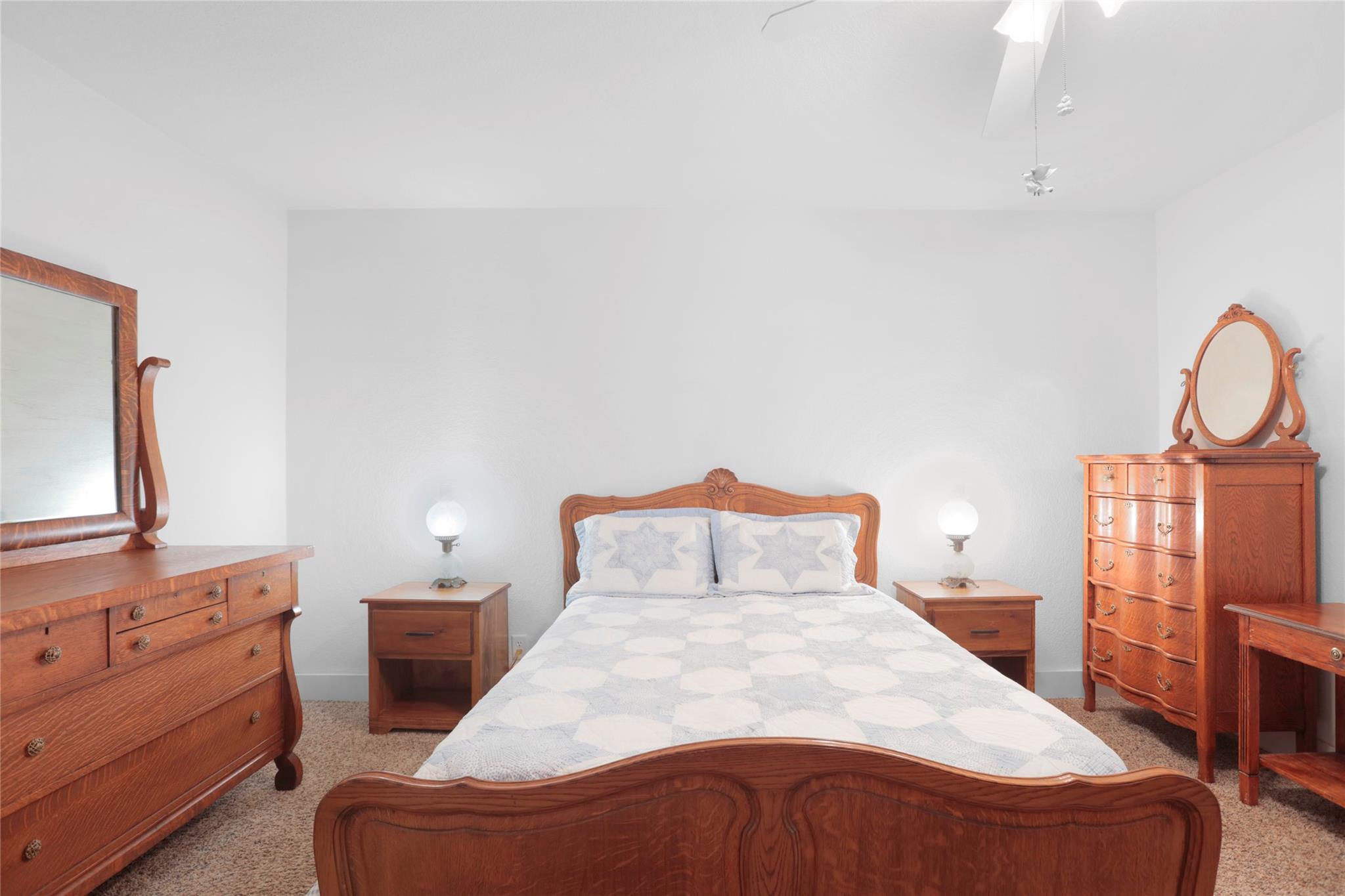 661 W South St, Bertram, TX 78605