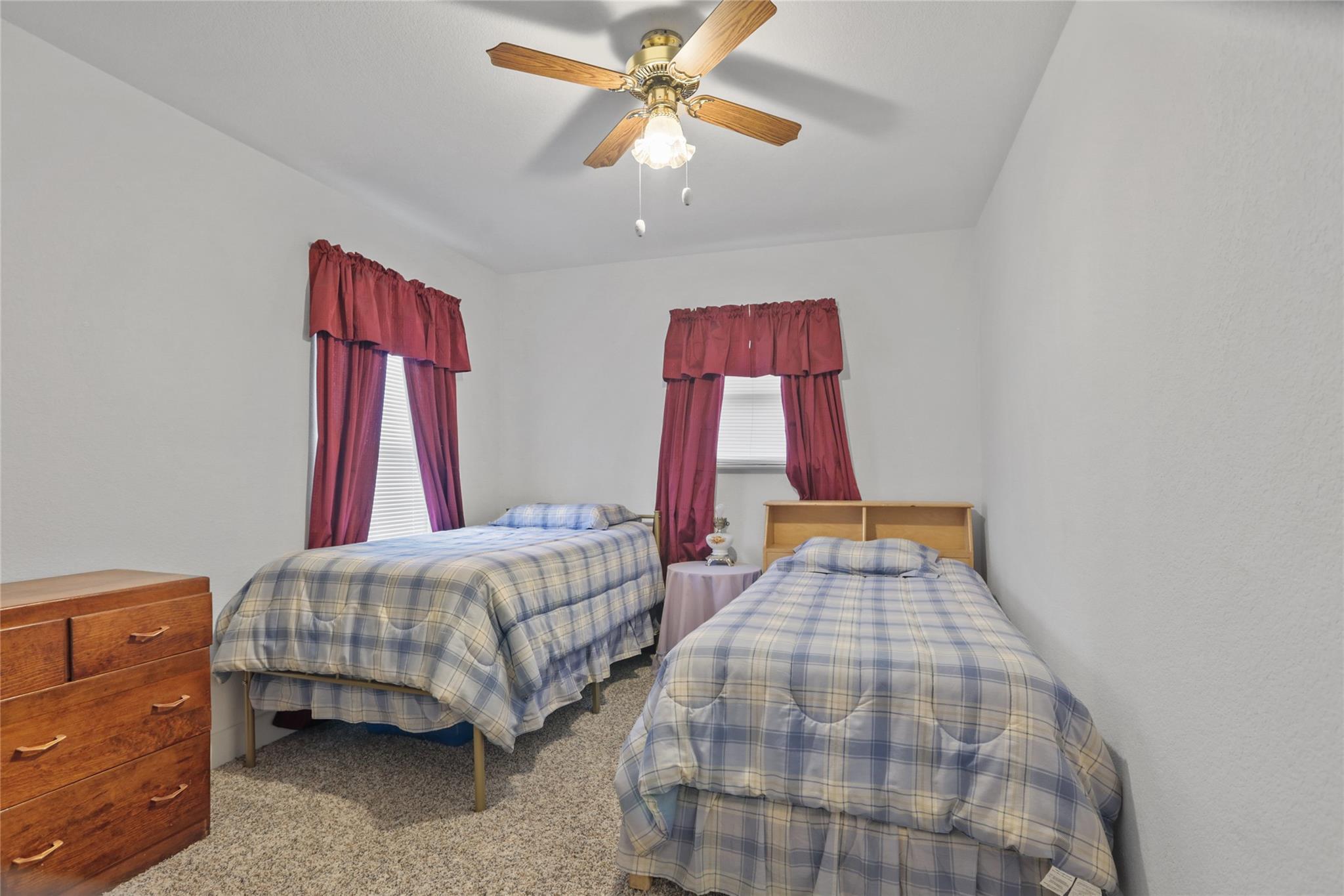 661 W South St, Bertram, TX 78605