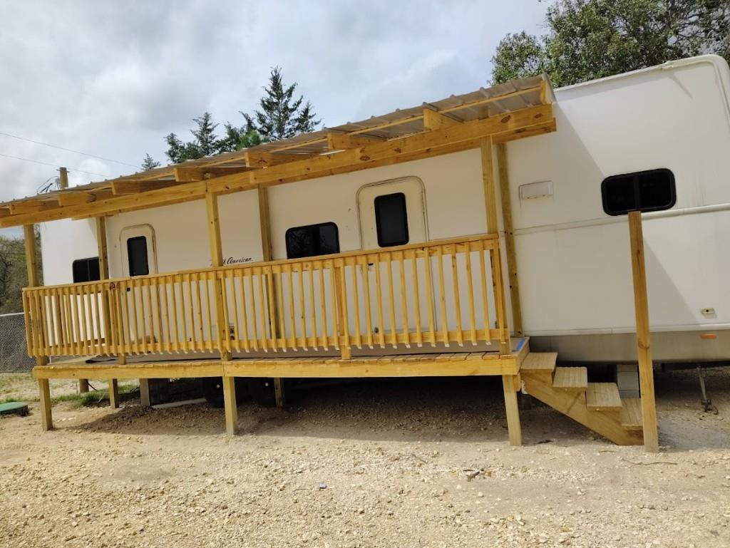 806 Yaupon Dr, Caldwell, TX 77836