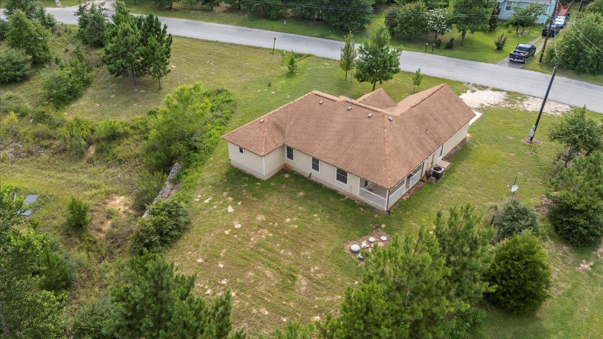 351 Cardinal Dr, Paige, TX 78659