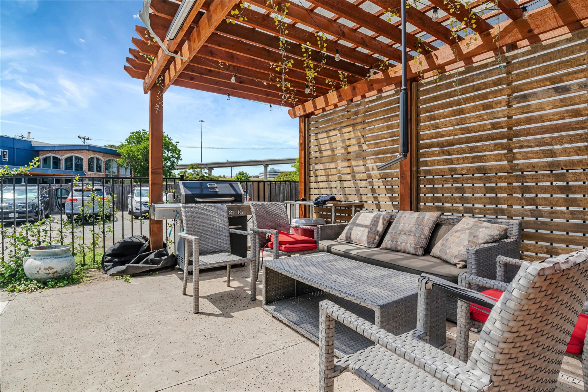 909 Reinli St # 213, Austin, TX 78751