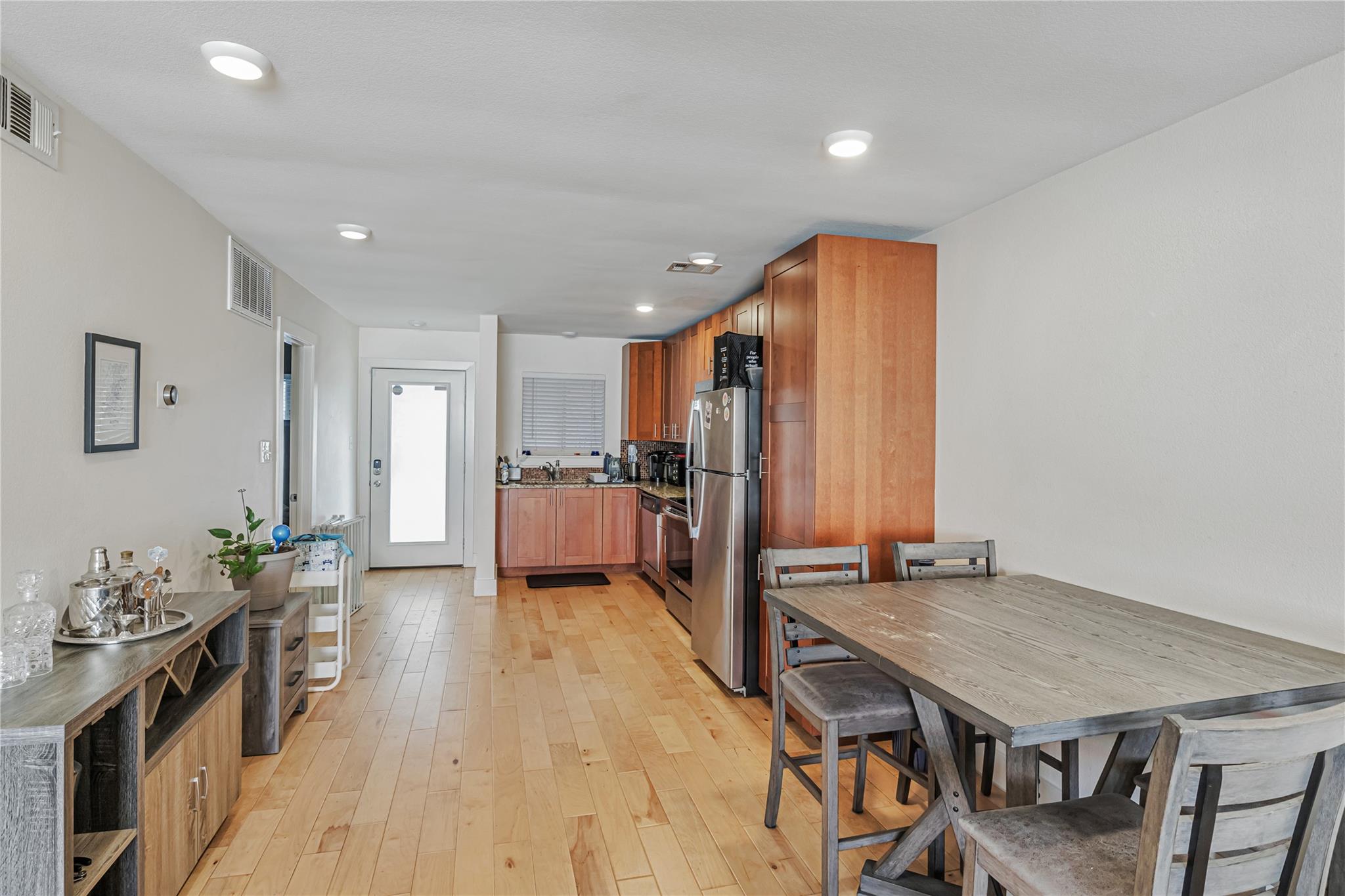 909 Reinli St # 213, Austin, TX 78751