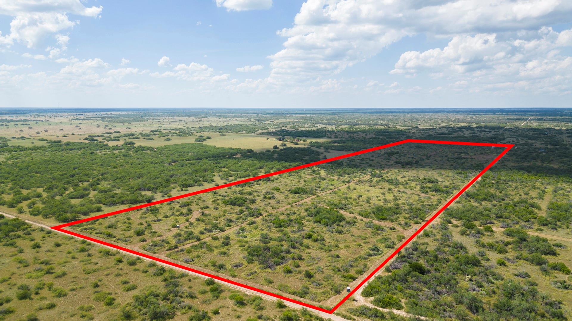 652 CR 307, Encino, TX 78353