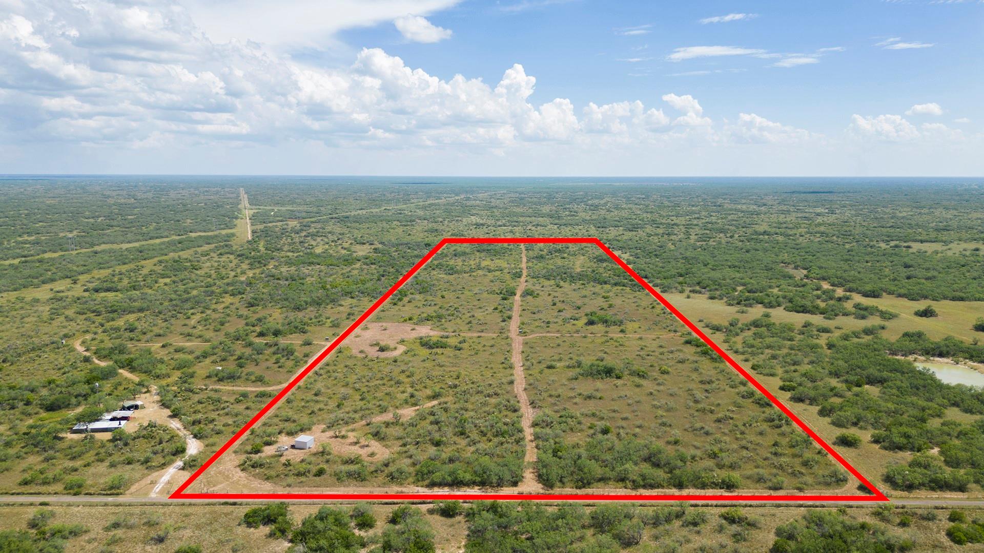 652 CR 307, Encino, TX 78353