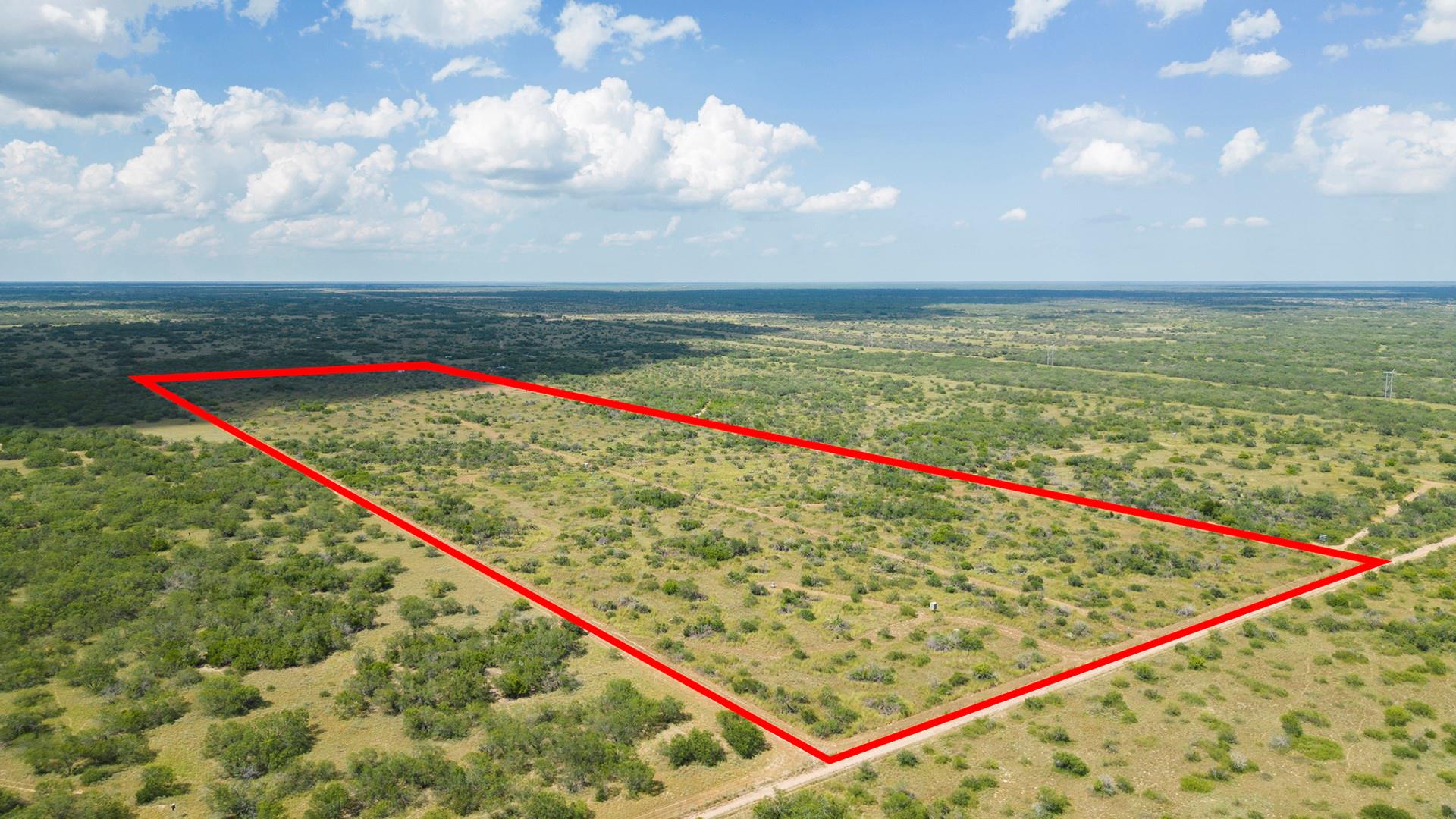 652 CR 307, Encino, TX 78353