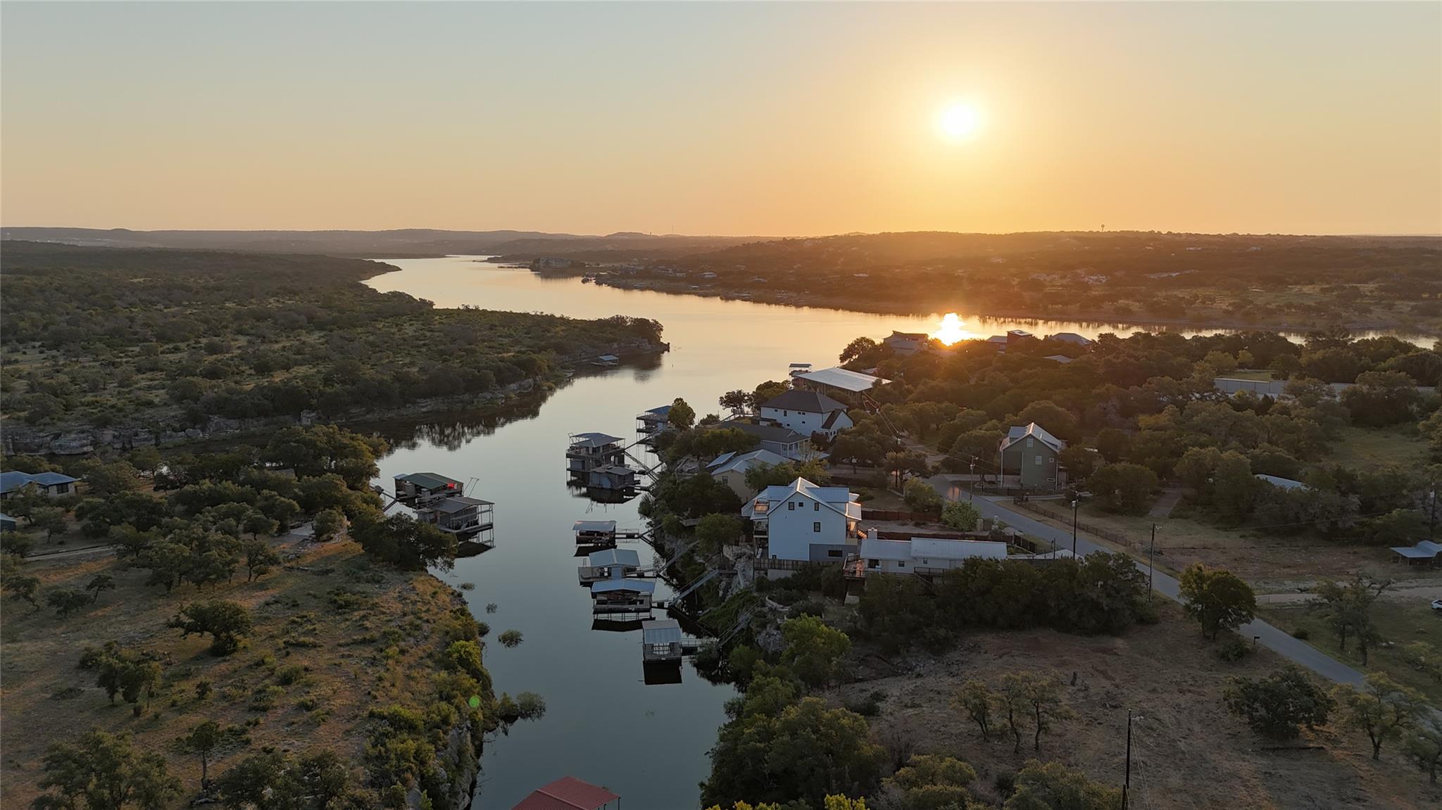 22520 S Felicia Dr, Spicewood, TX 78669