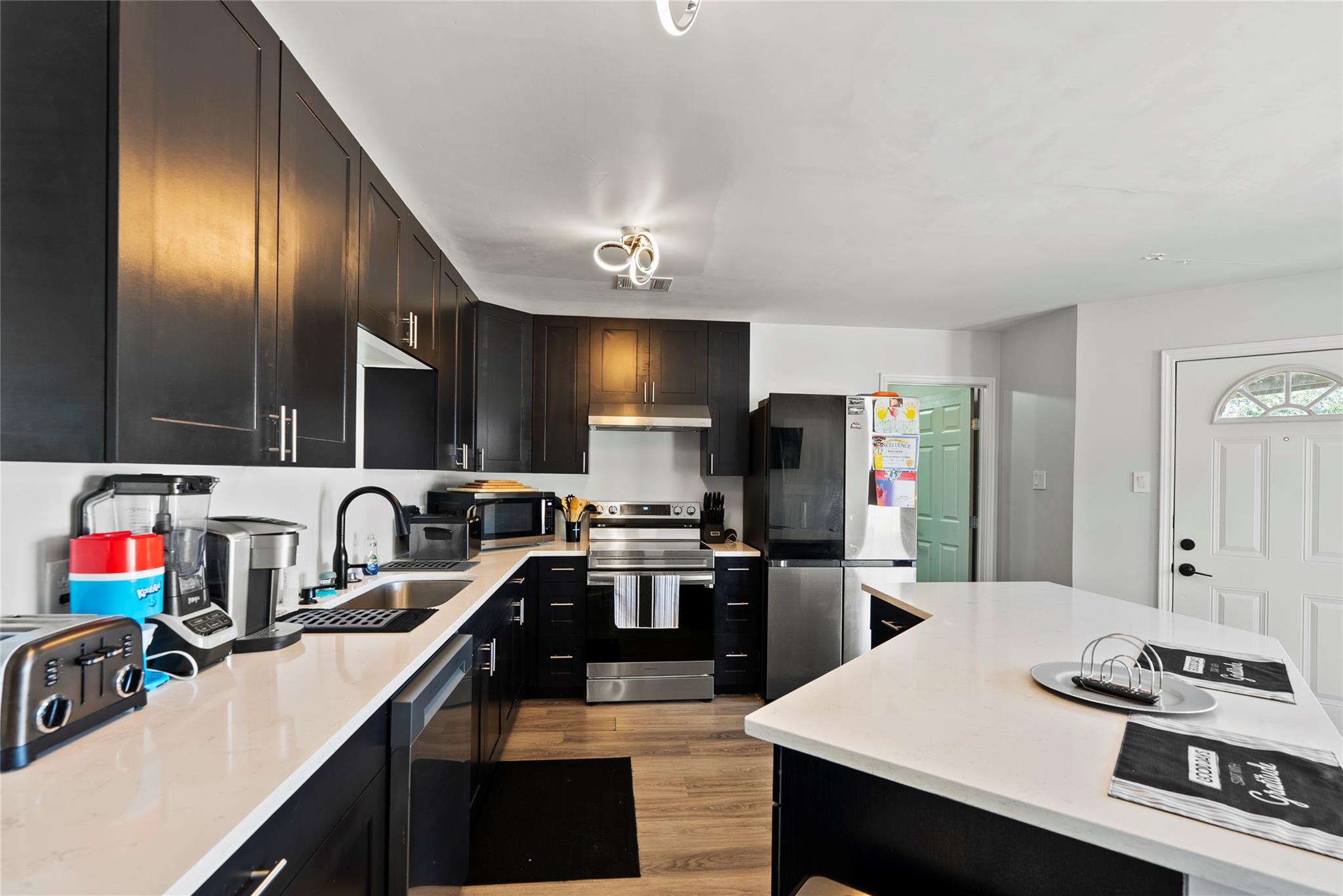 1160 Forest Bluff Trl, Round Rock, TX 78665