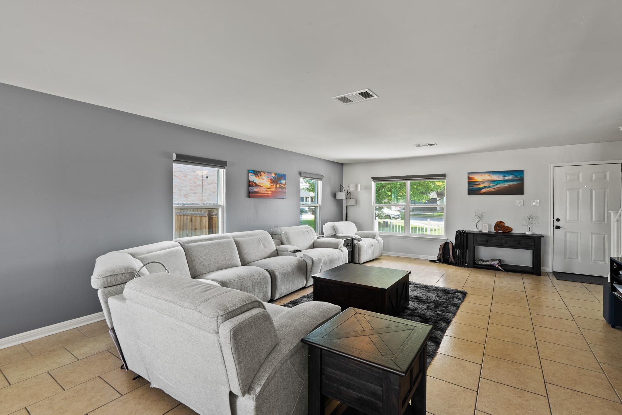 1160 Forest Bluff Trl, Round Rock, TX 78665