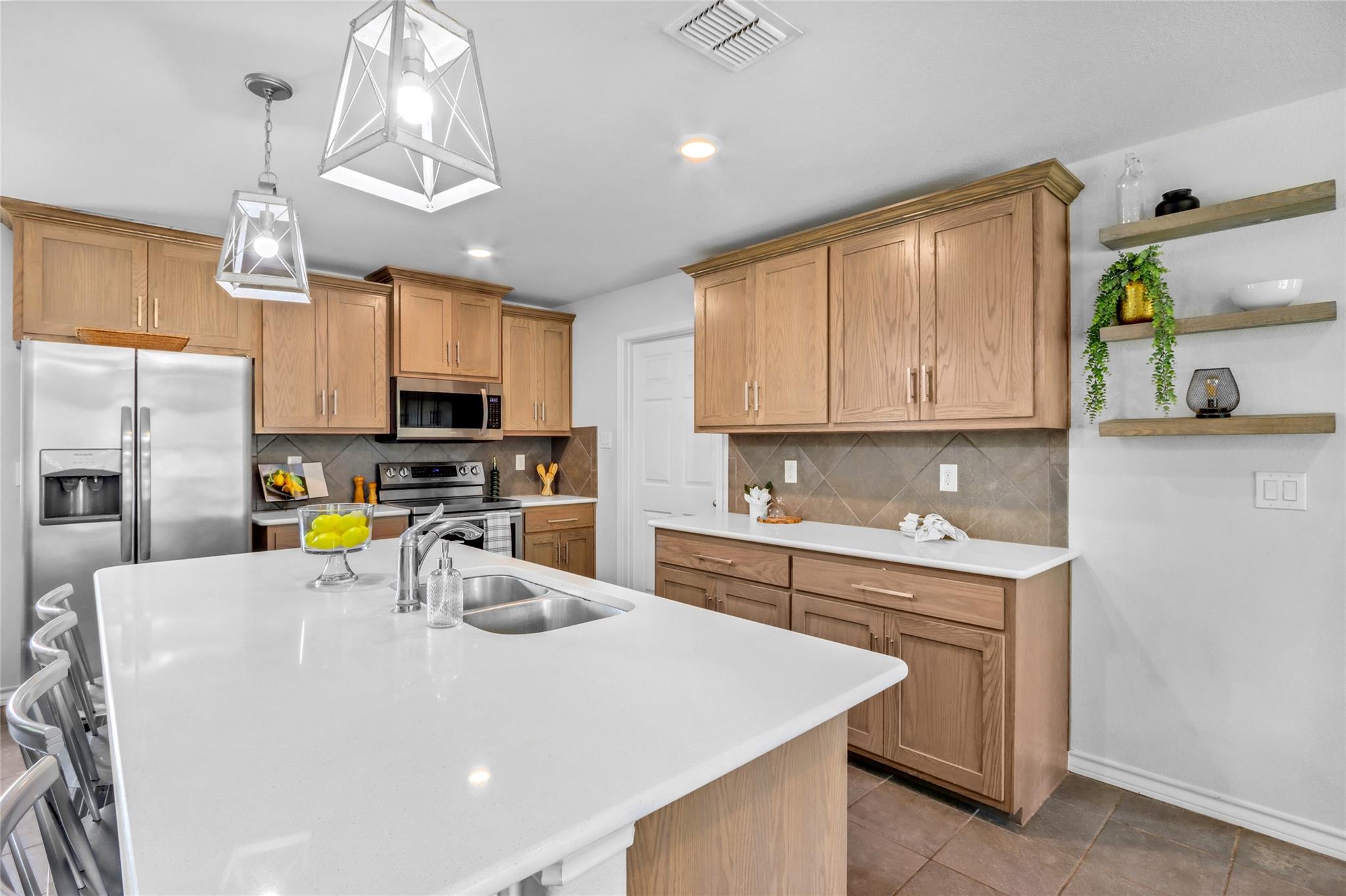 711 Forest Trl, New Braunfels, TX 78132