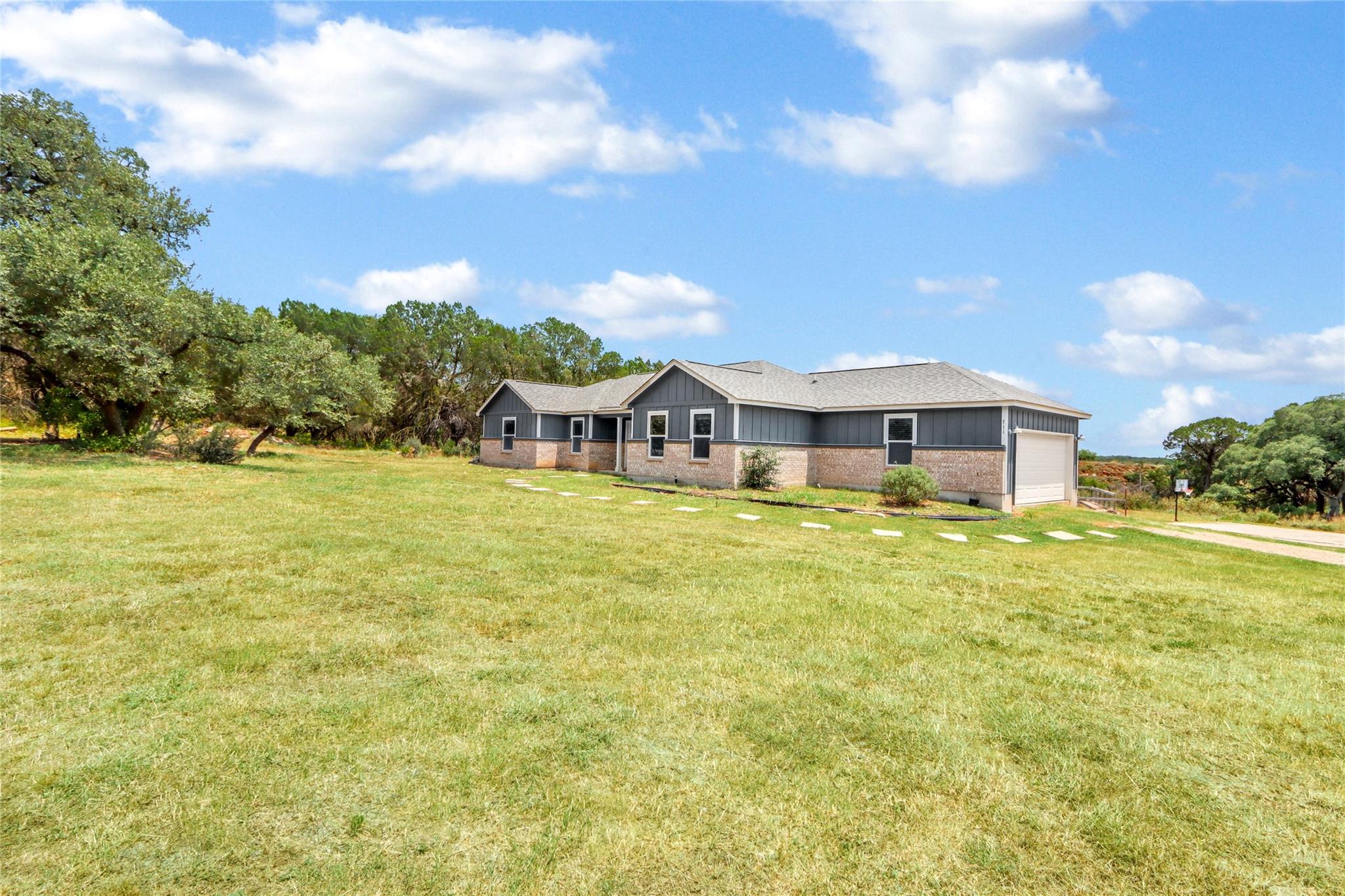 711 Forest Trl, New Braunfels, TX 78132