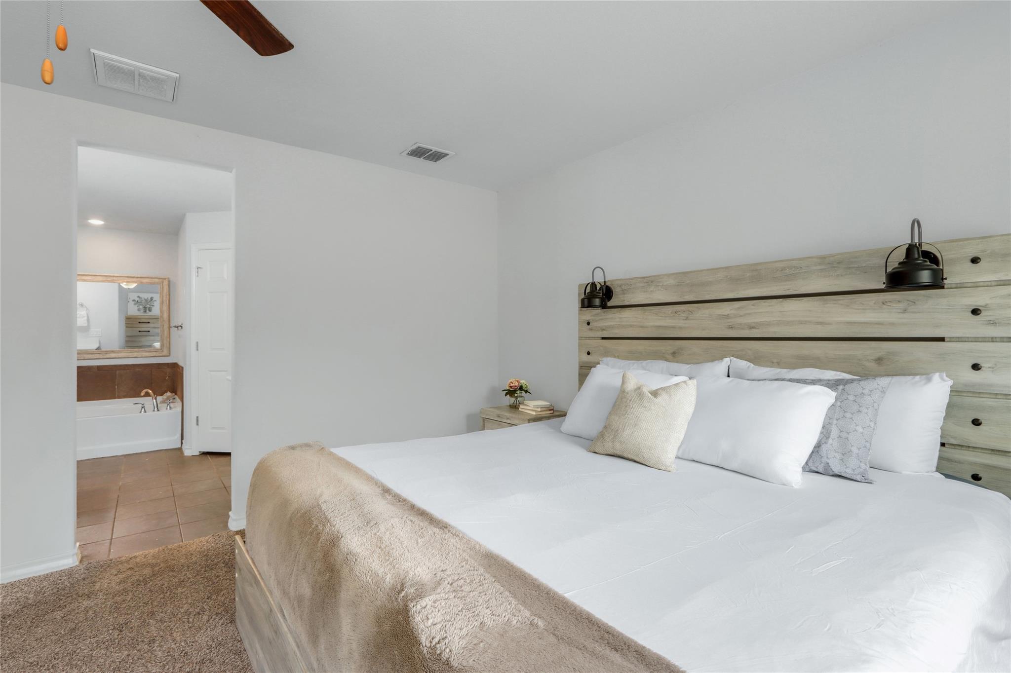 711 Forest Trl, New Braunfels, TX 78132