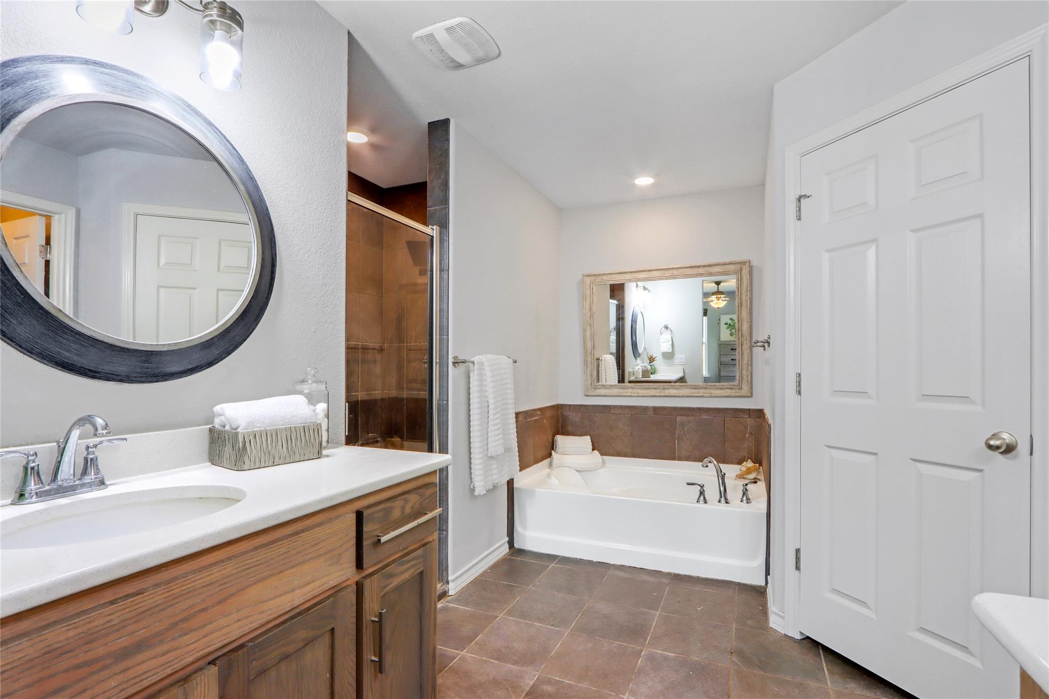 711 Forest Trl, New Braunfels, TX 78132