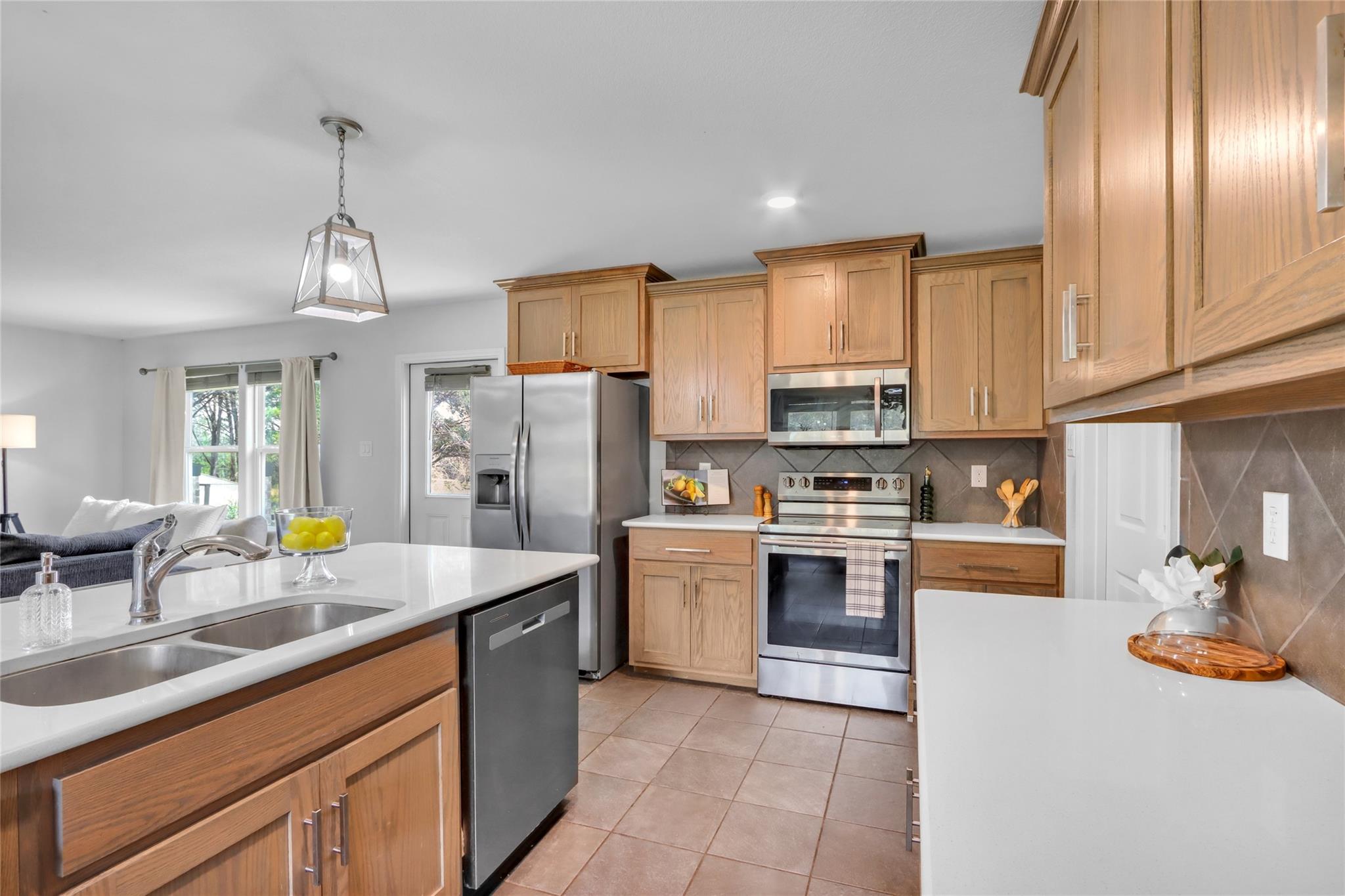 711 Forest Trl, New Braunfels, TX 78132