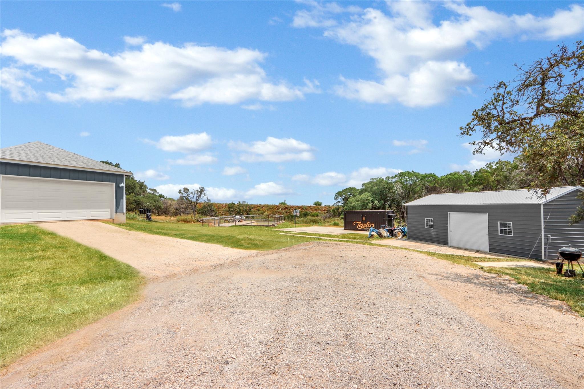 711 Forest Trl, New Braunfels, TX 78132