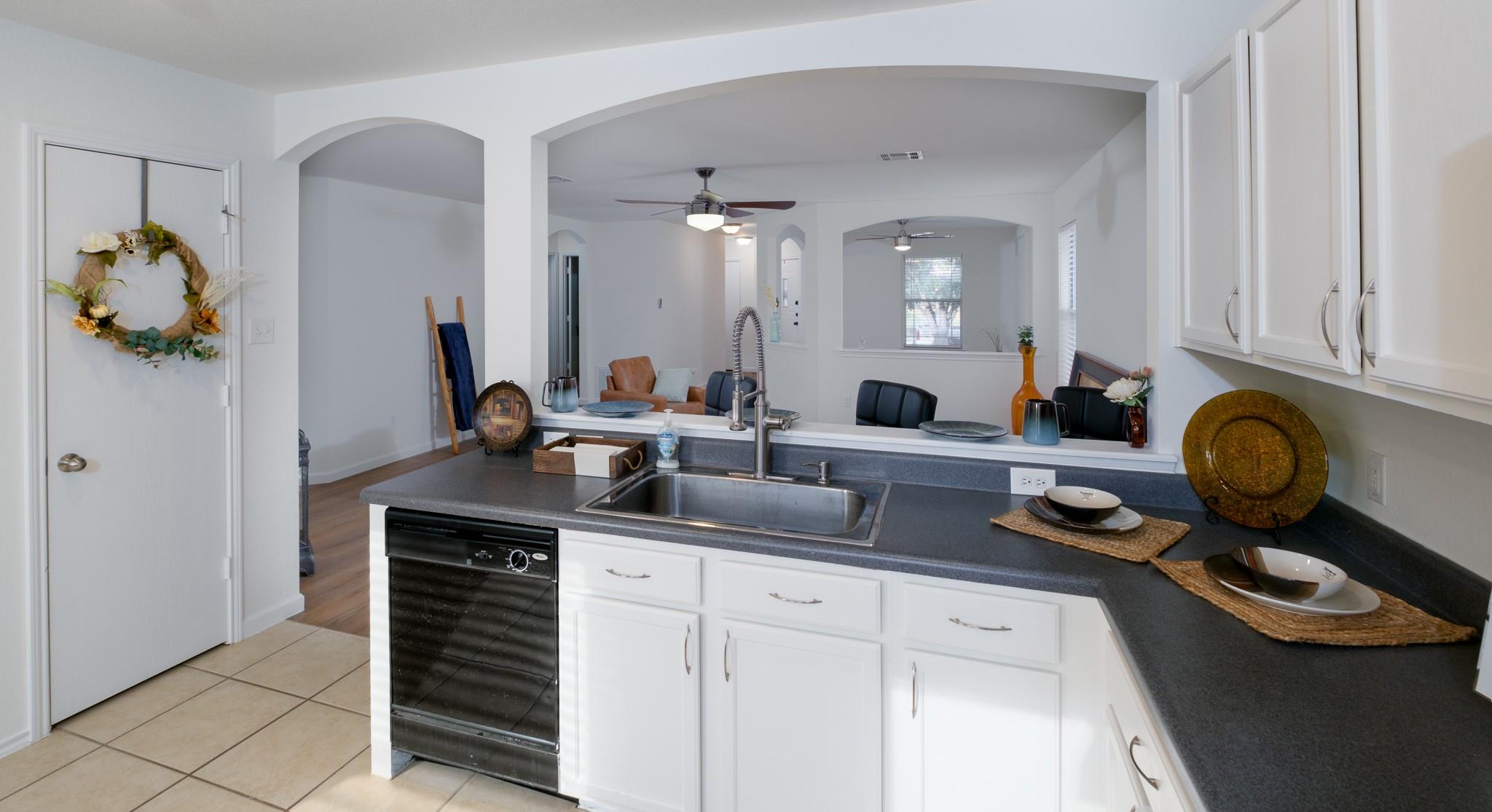 315 Northern Trl, Leander, TX 78641