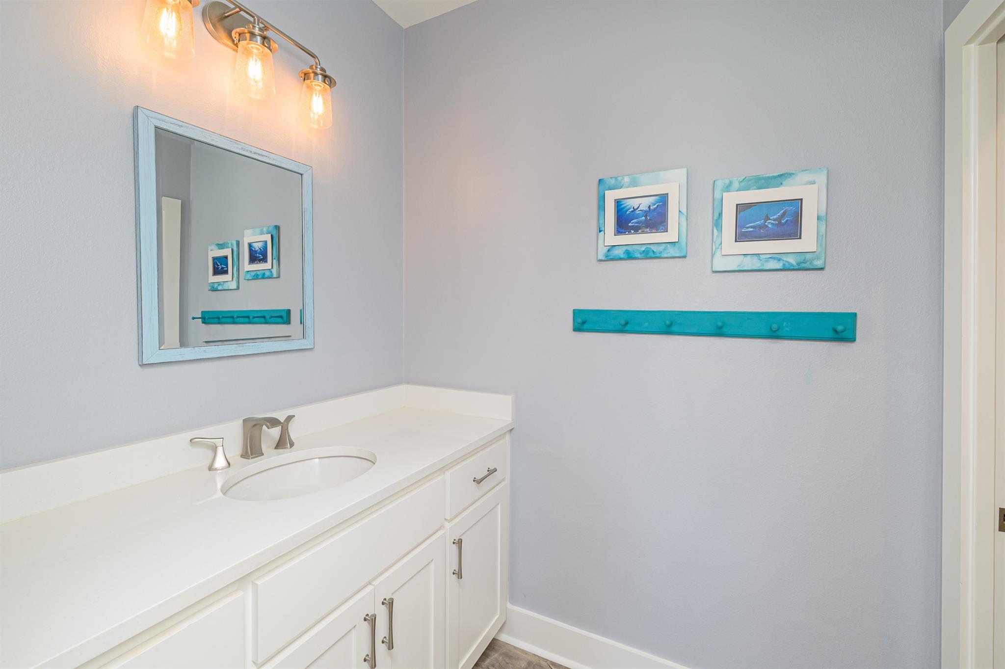 14 Luau Ln, Rockport, TX 78382