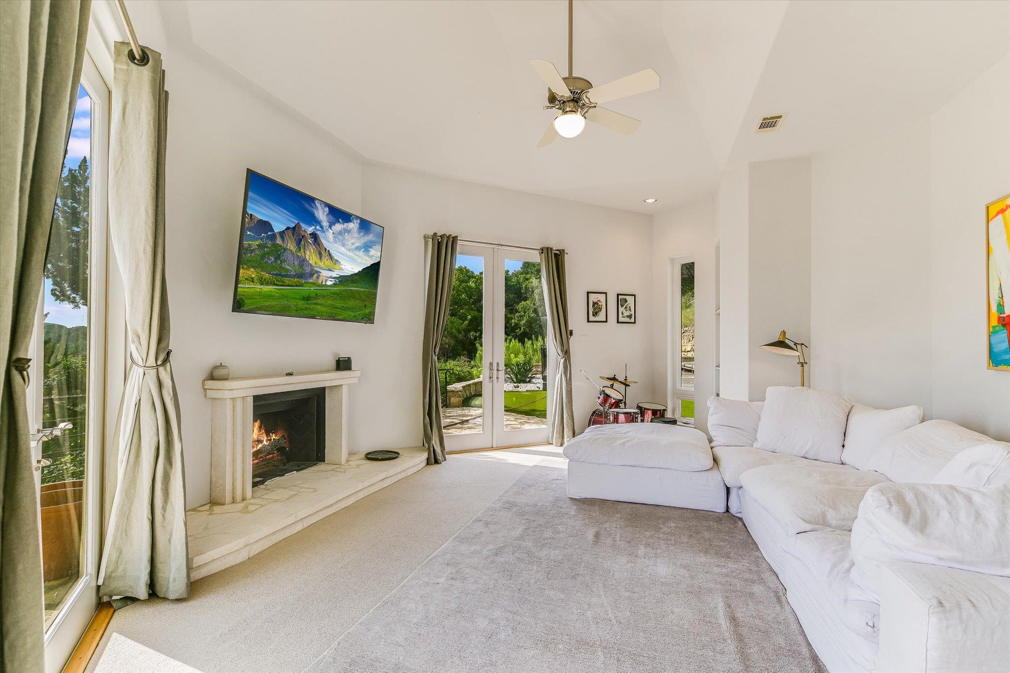 5304 Scenic View Dr, Austin, TX 78746